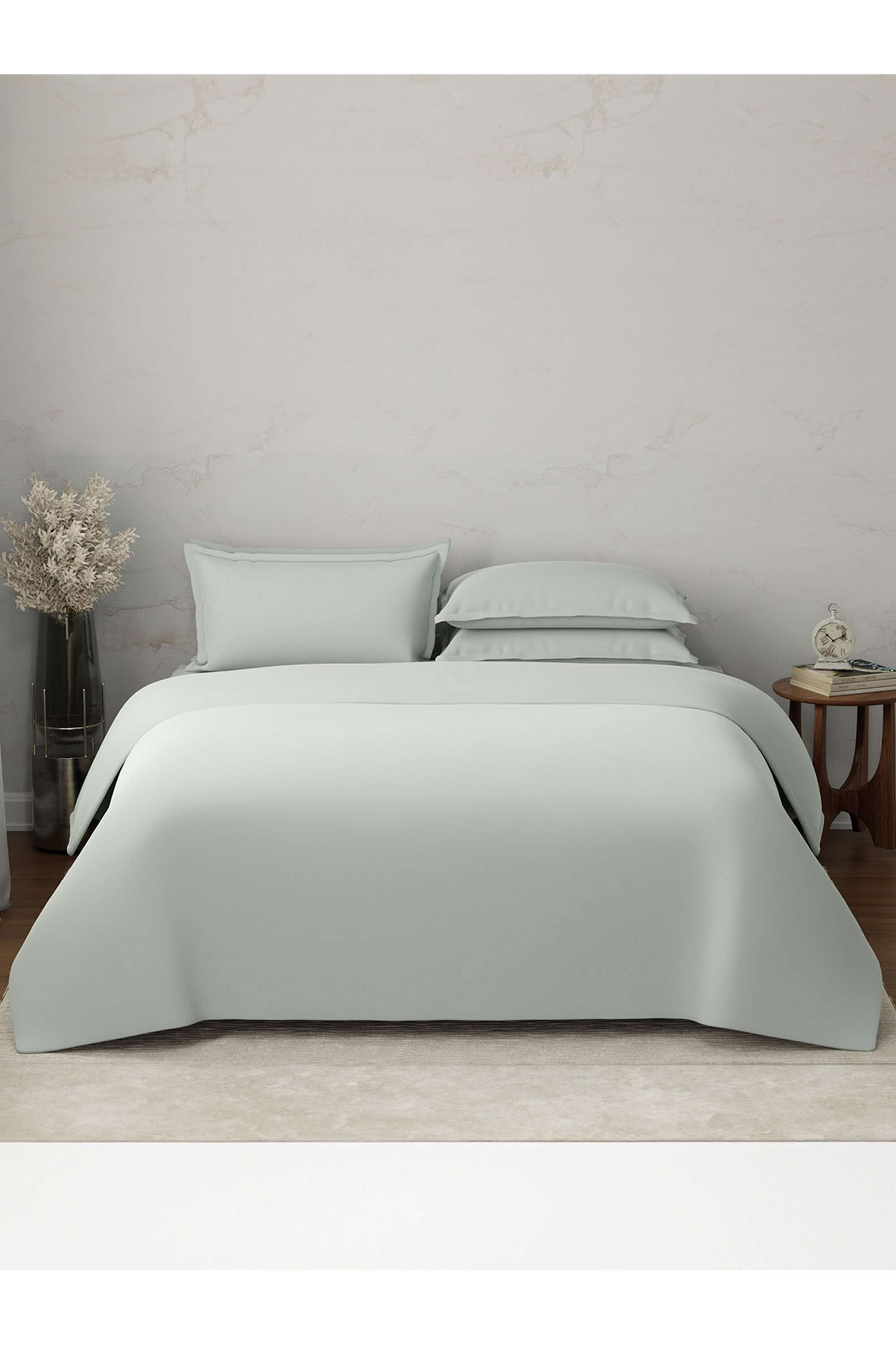 Emblem-100--Cotton-300-TC-Grey-King-Bedding-Set