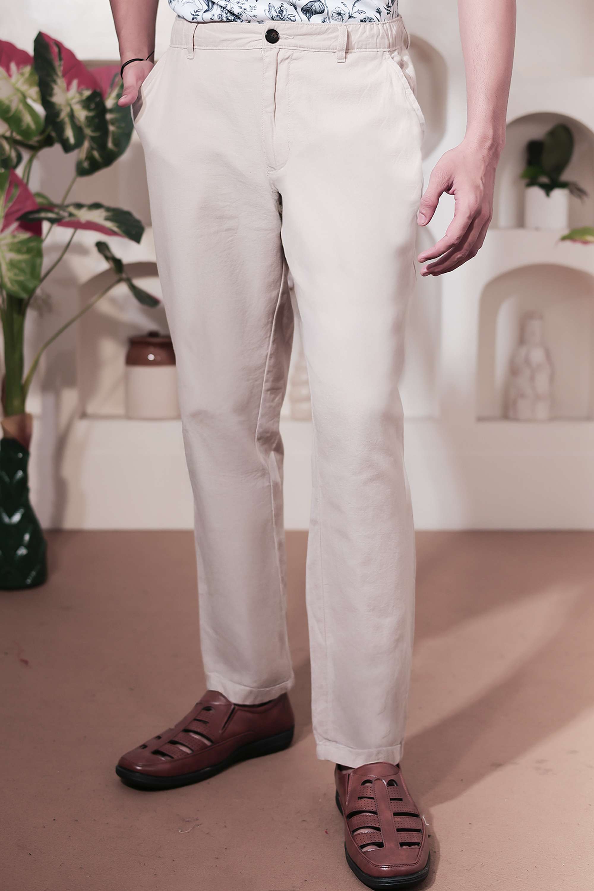 Blended-Fabric-Regular-Fit-Men-Chinos