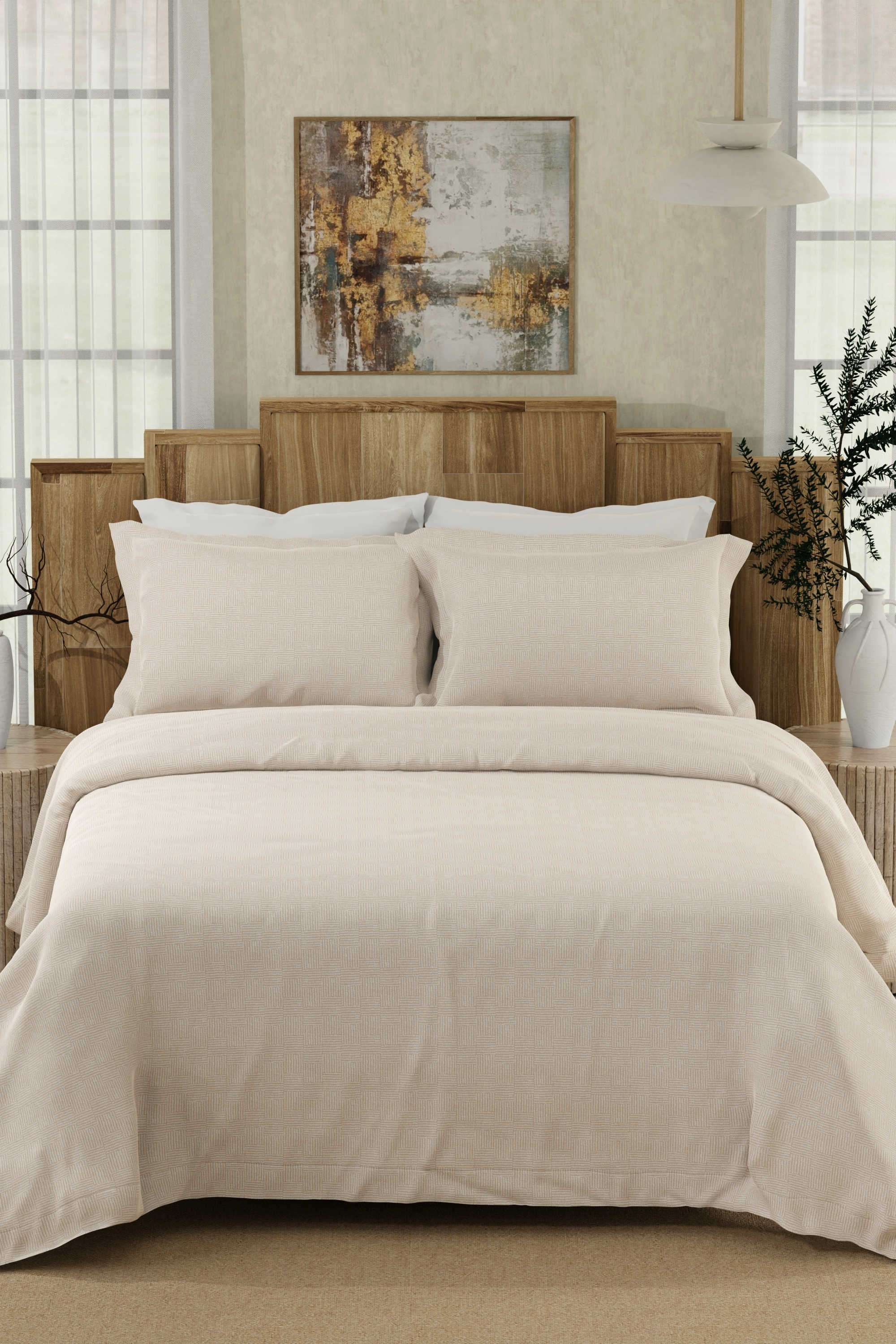 Gardenia-Augusta-100--Cotton-300-TC-White-Digitally-Printed-Super-King-Bedsheet-with-2-Pillow-Covers