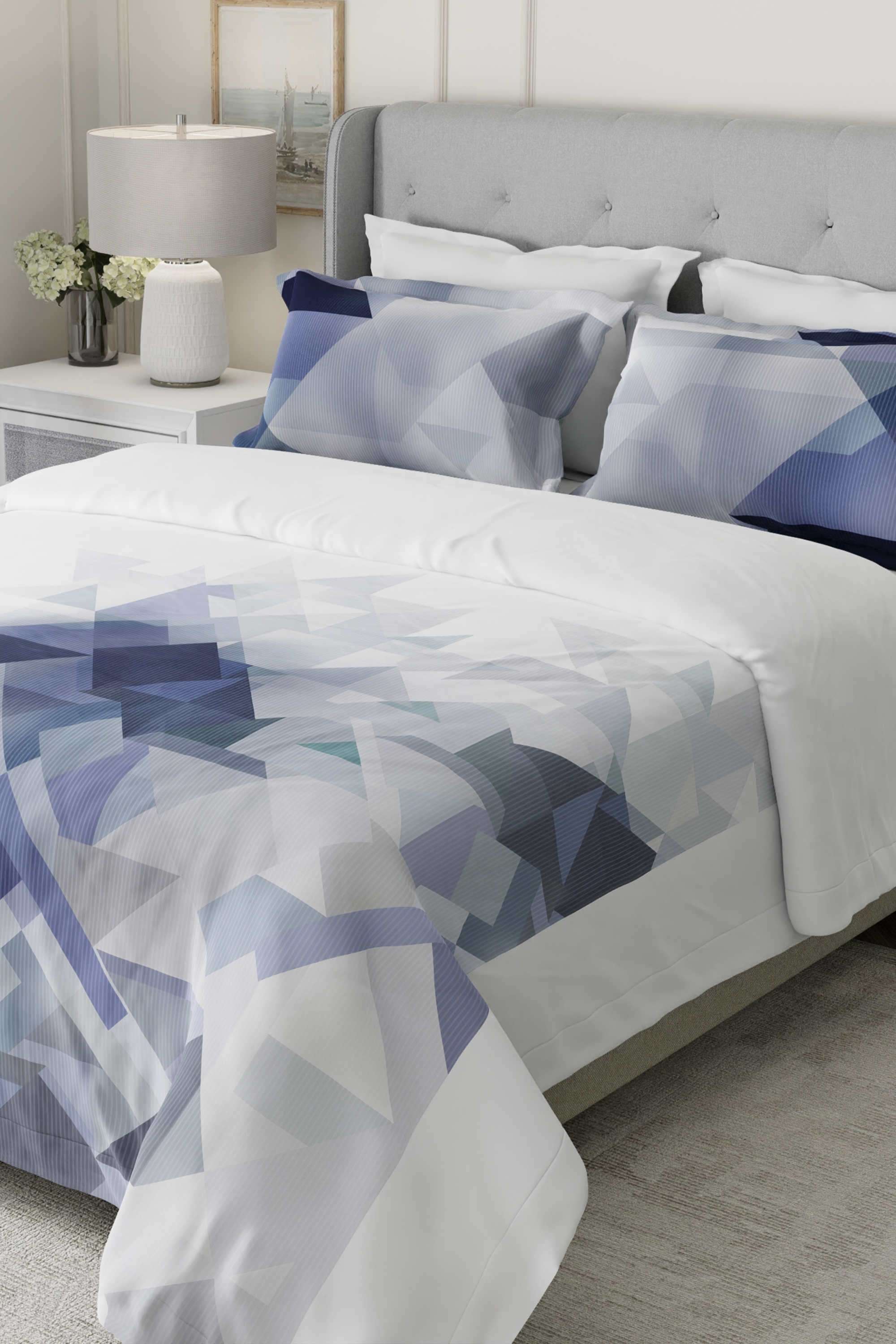 Gardenia-Augusta-100--Cotton-300-TC-Blue-&-Grey-Digital-Geometrical-Print-King-Bedsheet-with-2-Pillow-Covers