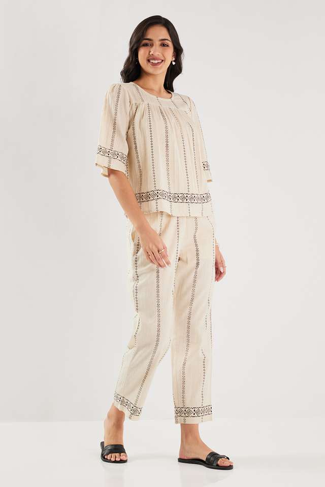 Printed-Blended-Fabric-Round-Neck-Women-s-Co-Ord-Set