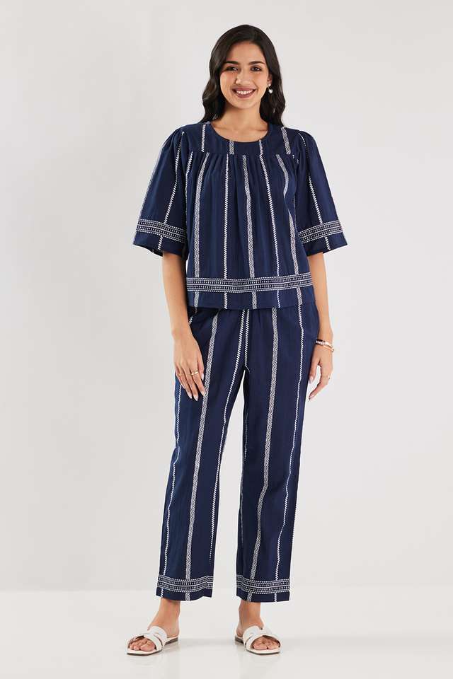 Printed-Blended-Fabric-Round-Neck-Women-s-Co-Ord-Set