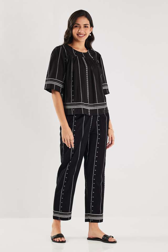 Printed-Blended-Fabric-Round-Neck-Women-s-Co-Ord-Set