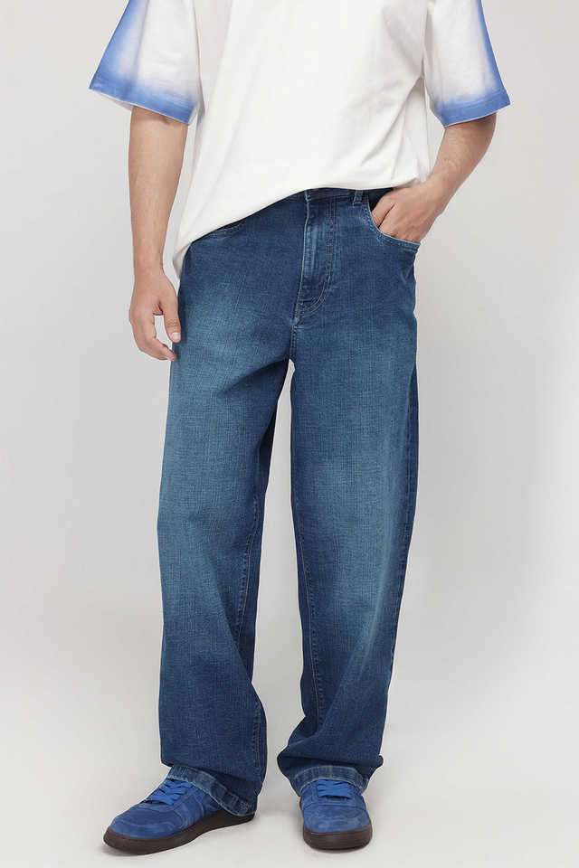Light-Wash-Cotton-Relaxed-Fit-Men-s-Jeans