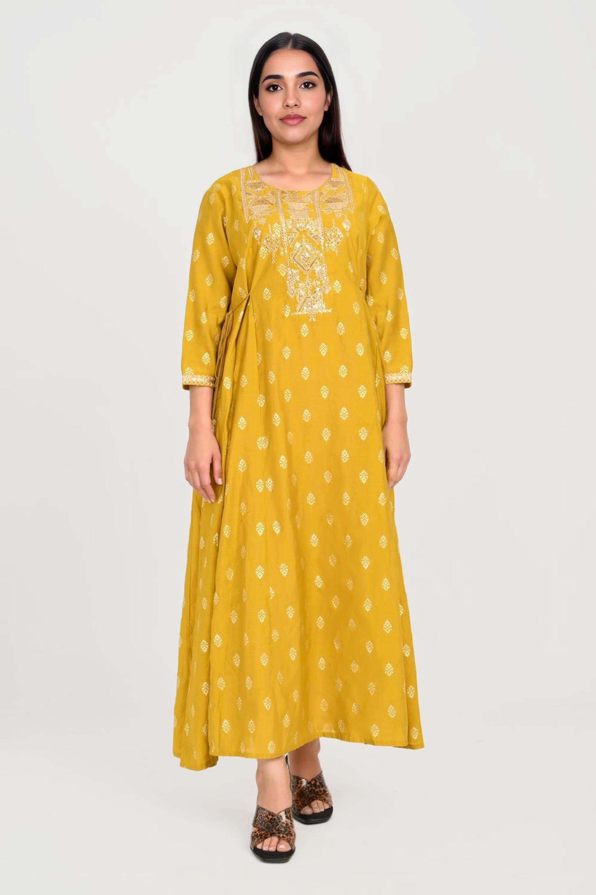 Embroidered-Blended-Fabric-Round-Neck-Women-s-Festive-Wear-Kurta