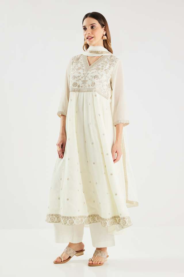 Embroidered-Calf-Length-Georgette-Woven-Women-s-Kurta-Set