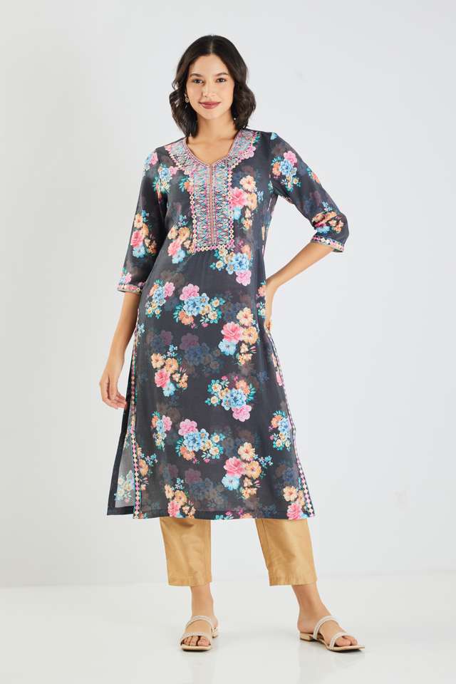 Embroidered-Chanderi-V-Neck-Women-s-Casual-Wear-Kurta