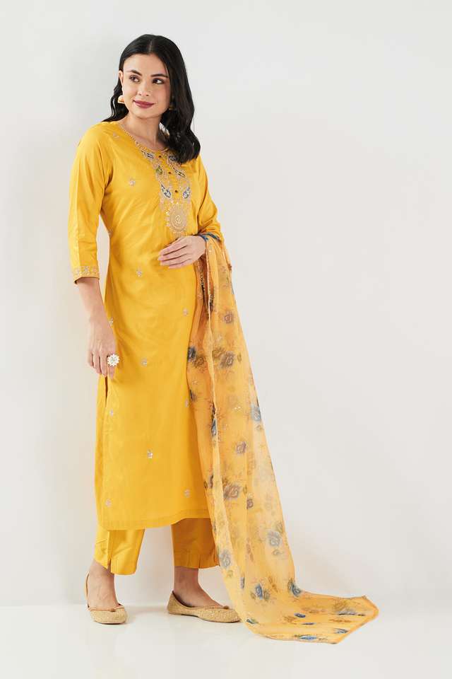 Embroidered-Calf-Length-PST-Woven-Women-s-Kurta-Set