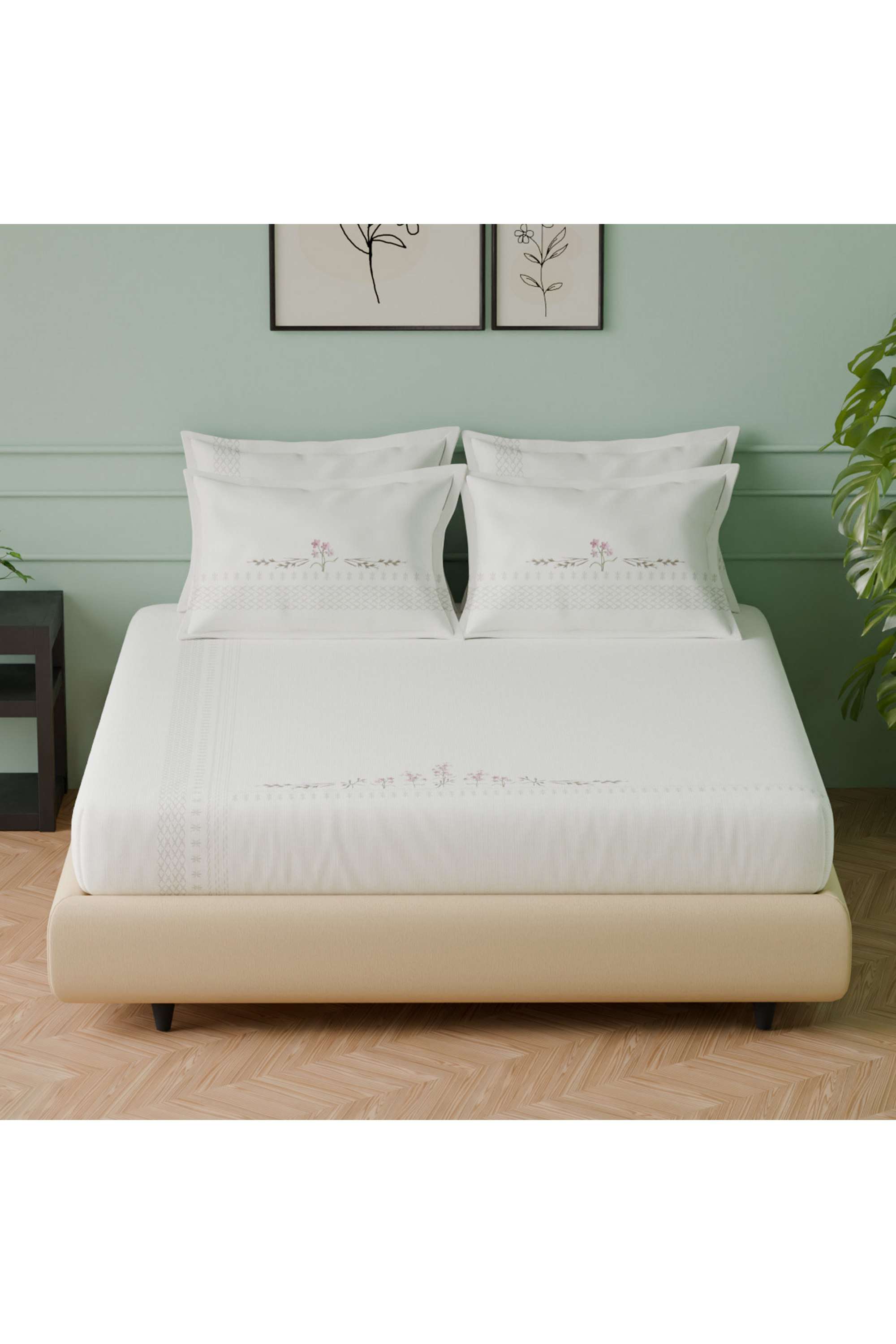 Spaces-Luxury-350-1560-Gram-Bedsheets-Large