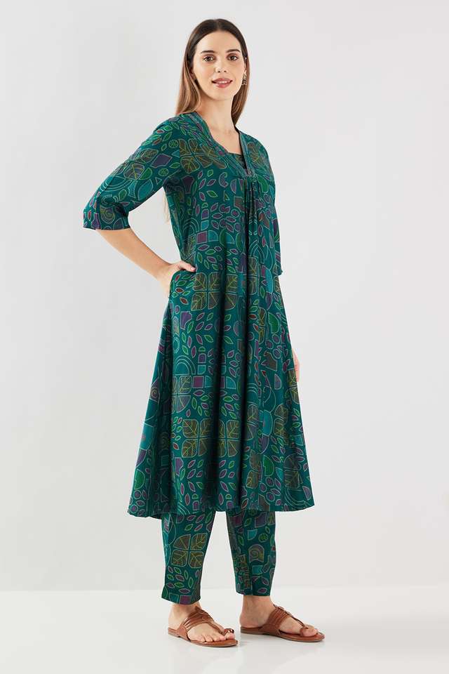 Printed-Blended-Fabric-Flared-Fit-Women-s-Kurta