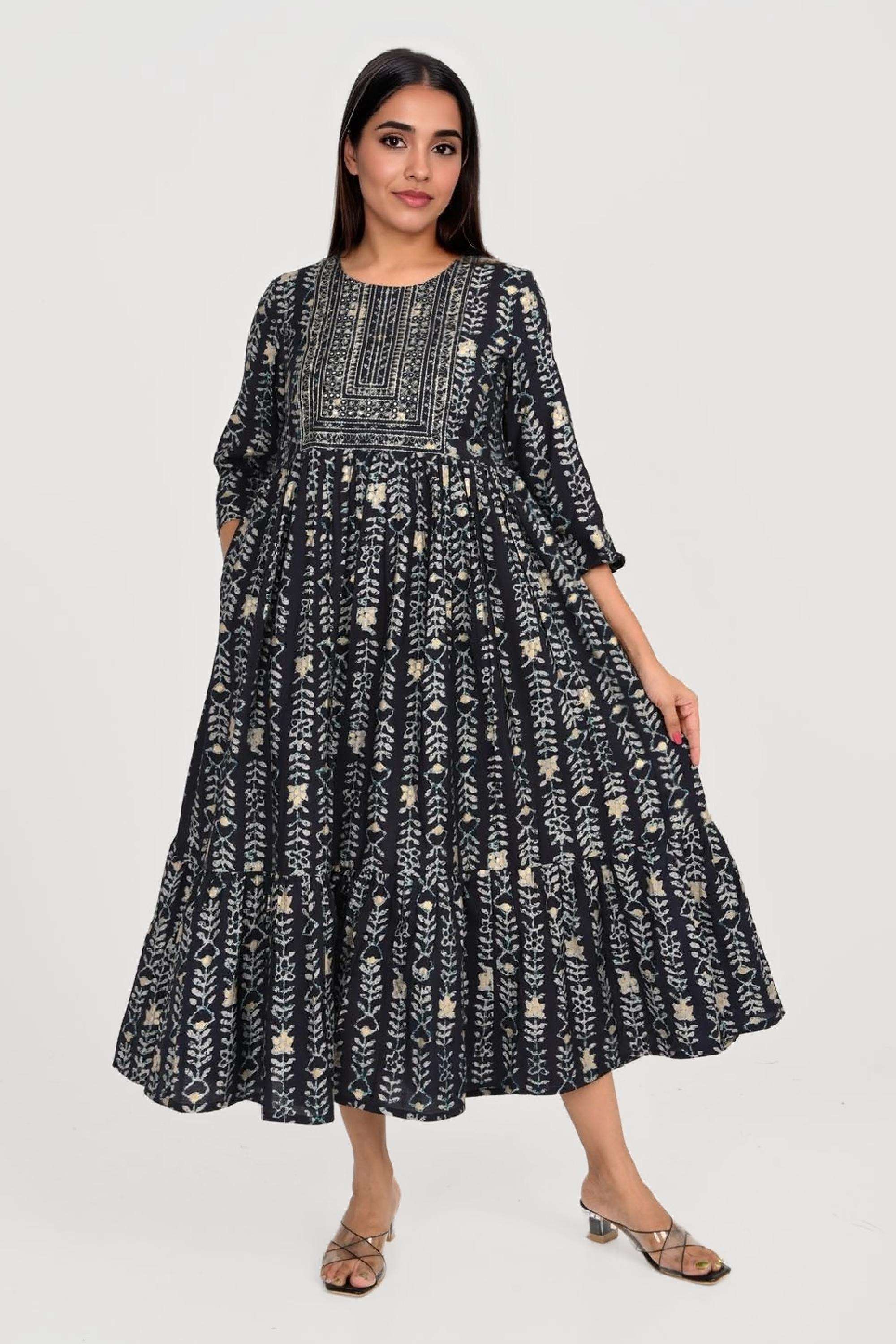 Textured-Chanderi-Round-Neck-Women-s-Casual-Wear-Kurta