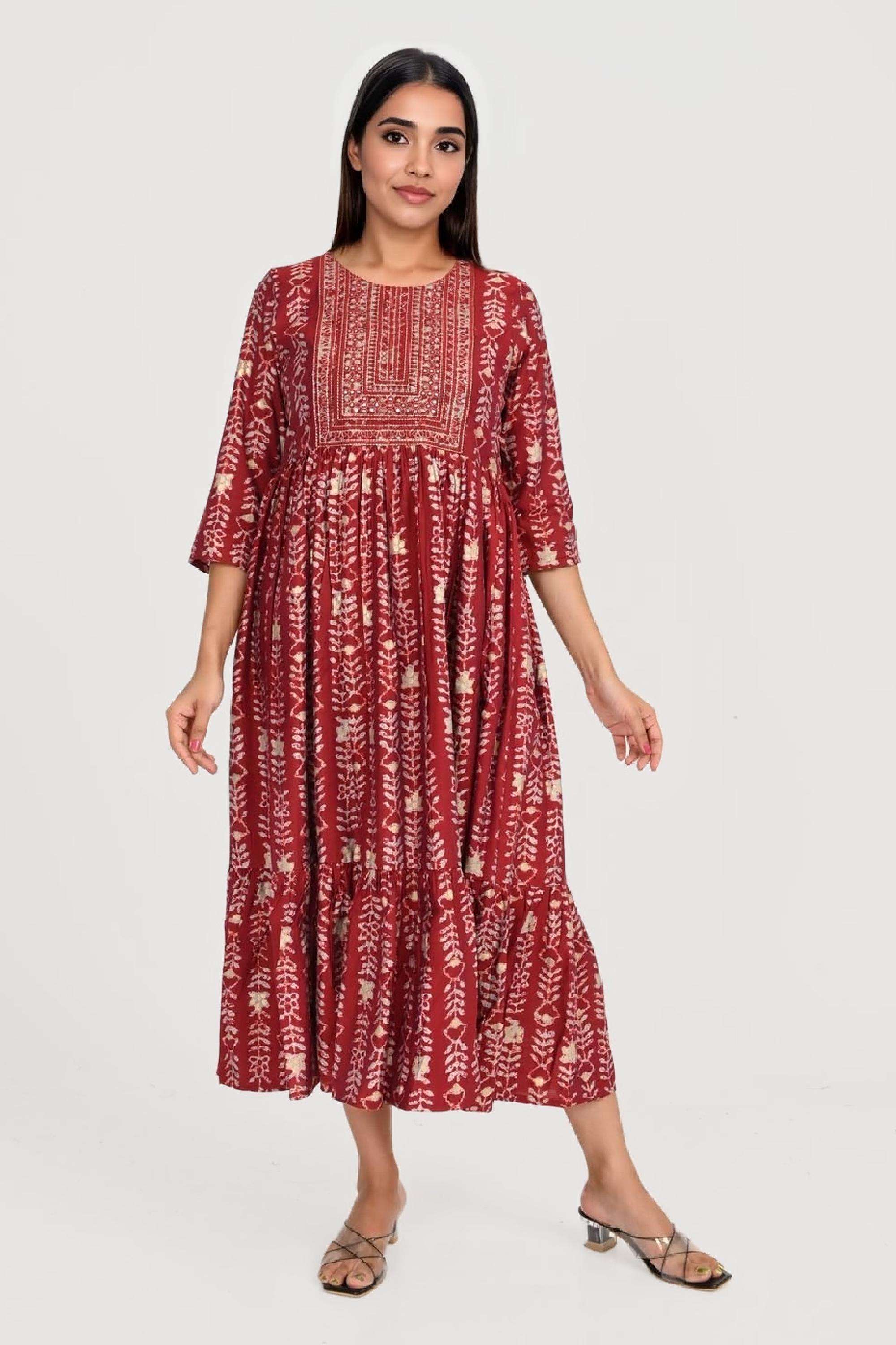 Textured-Chanderi-Round-Neck-Women-s-Casual-Wear-Kurta