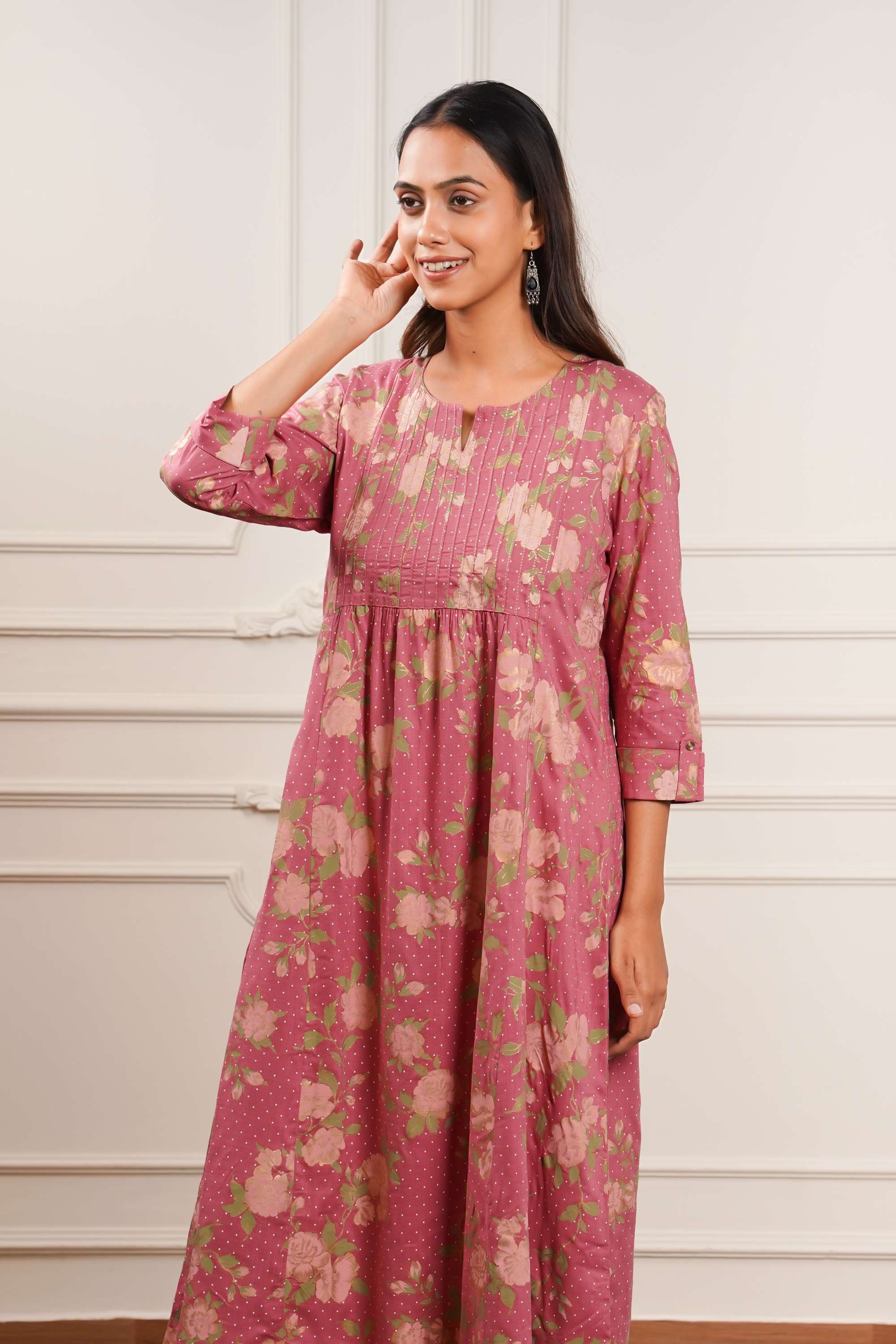 Floral-Blended-Fabric-Y-Neck-Women-Casual-Wear-Kurta