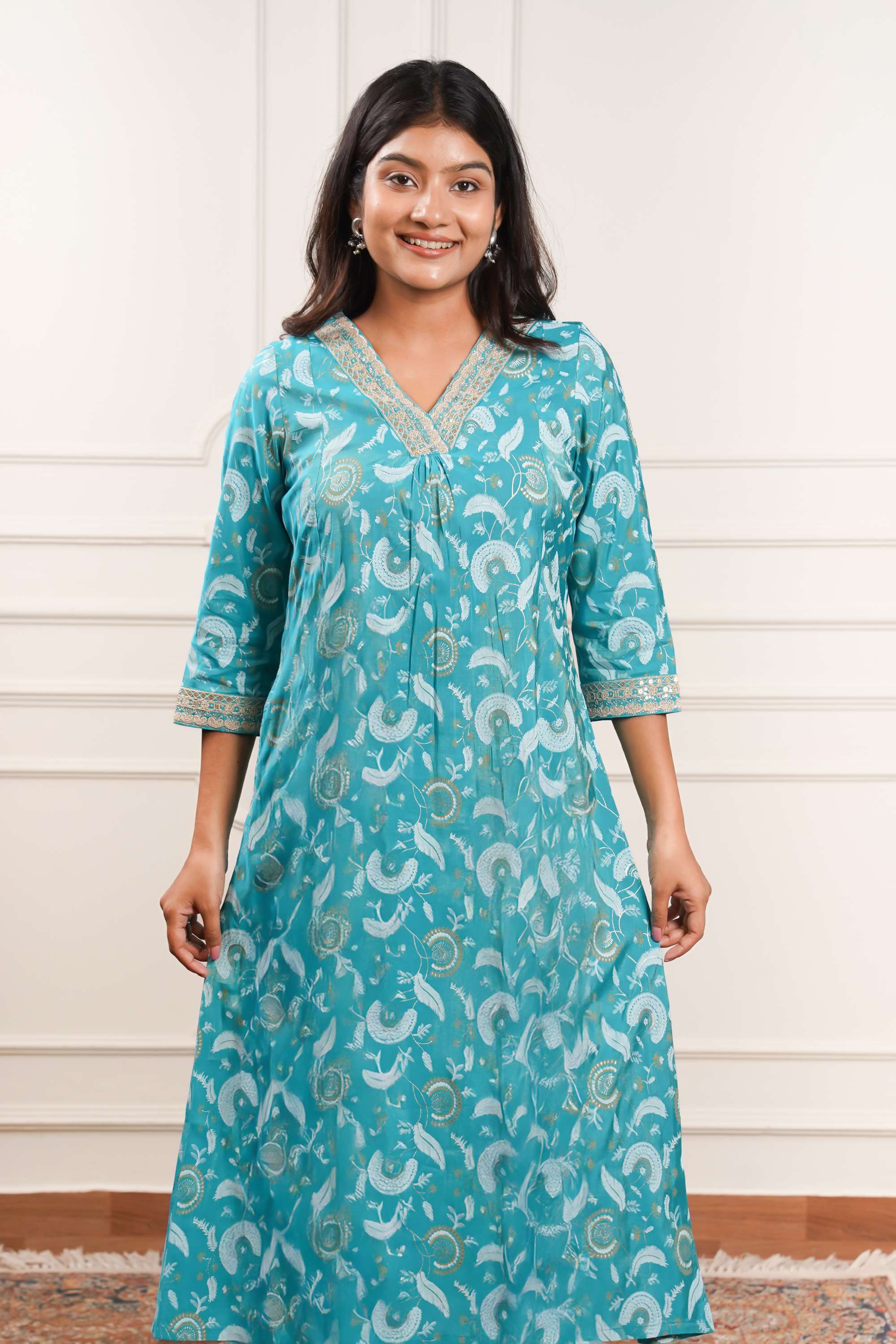 Block-Print-Blended-Fabric-Y-Neck-Women-Casual-Wear-Kurta