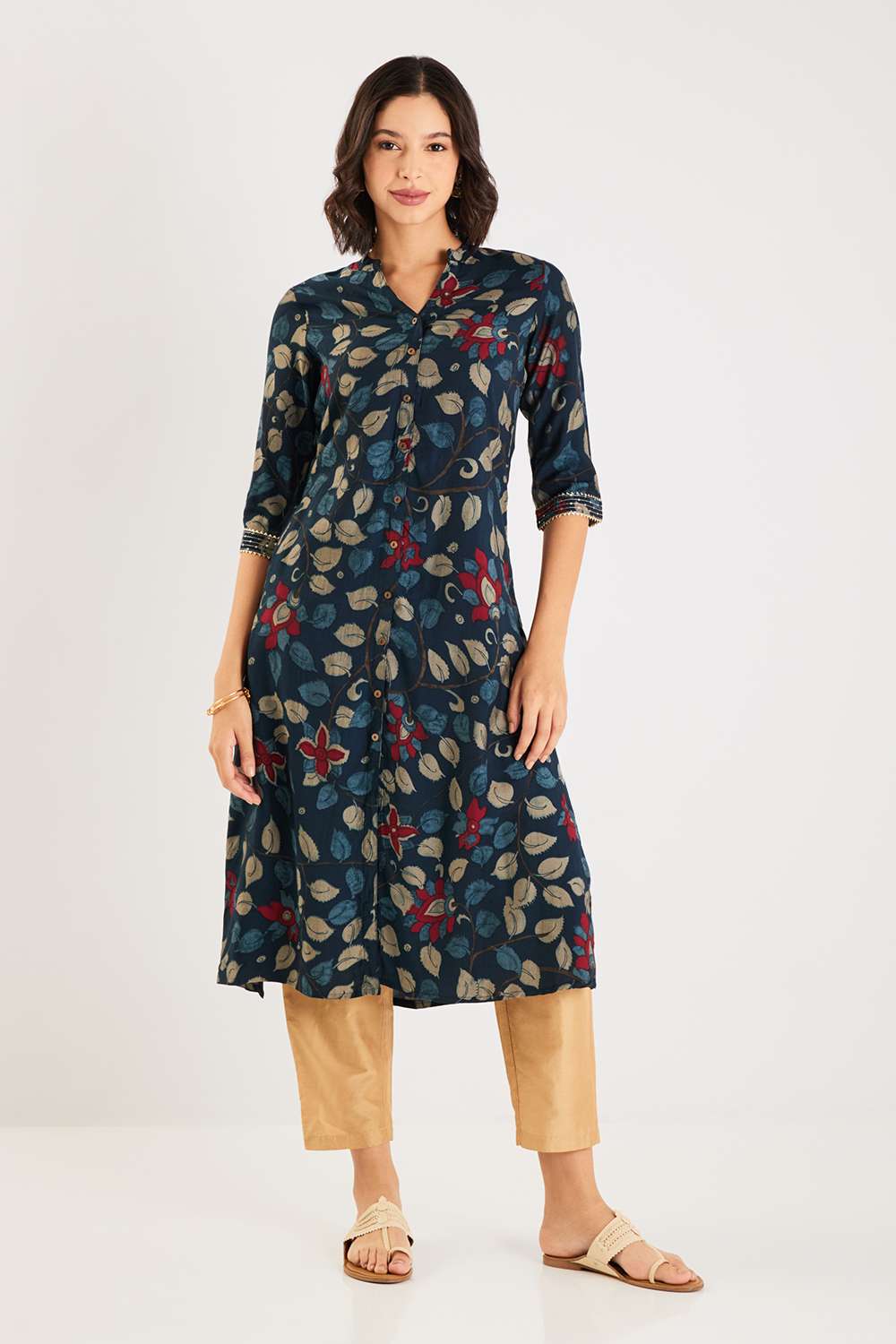 Printed-Blended-Fabric-Collared-Women-s-Casual-Wear-Kurta