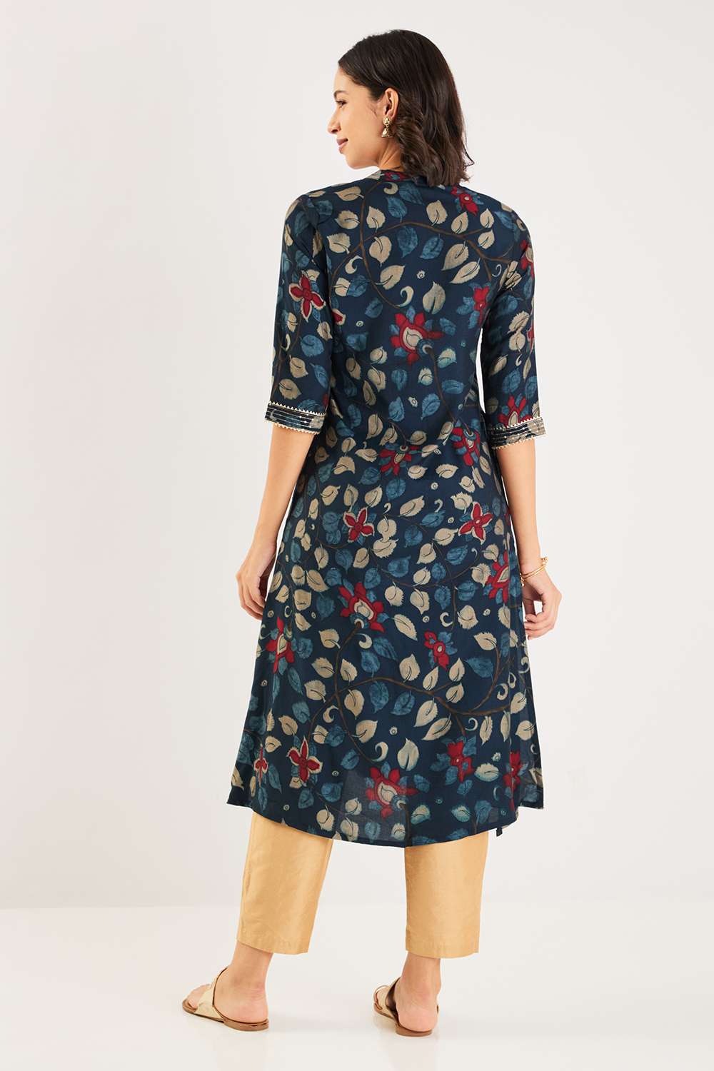 Printed-Blended-Fabric-Collared-Women-s-Casual-Wear-Kurta