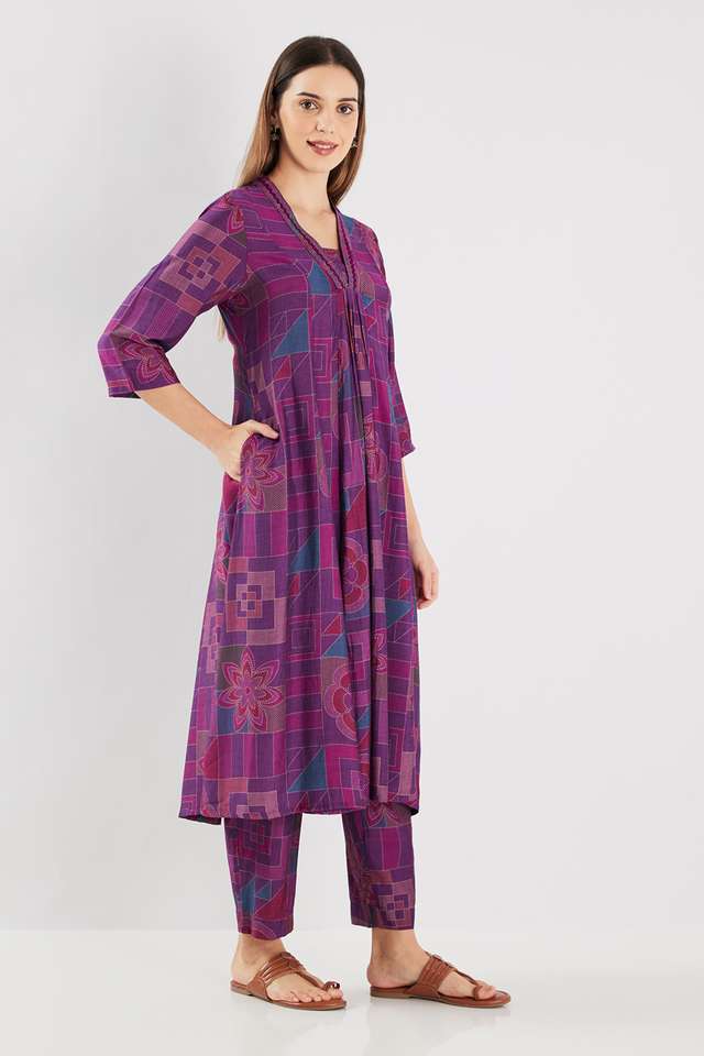 Printed-Blended-Fabric-Flared-Fit-Women-s-Kurta