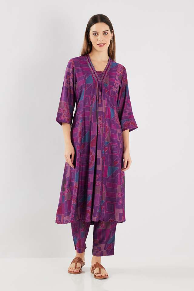 Printed-Blended-Fabric-Flared-Fit-Women-s-Kurta