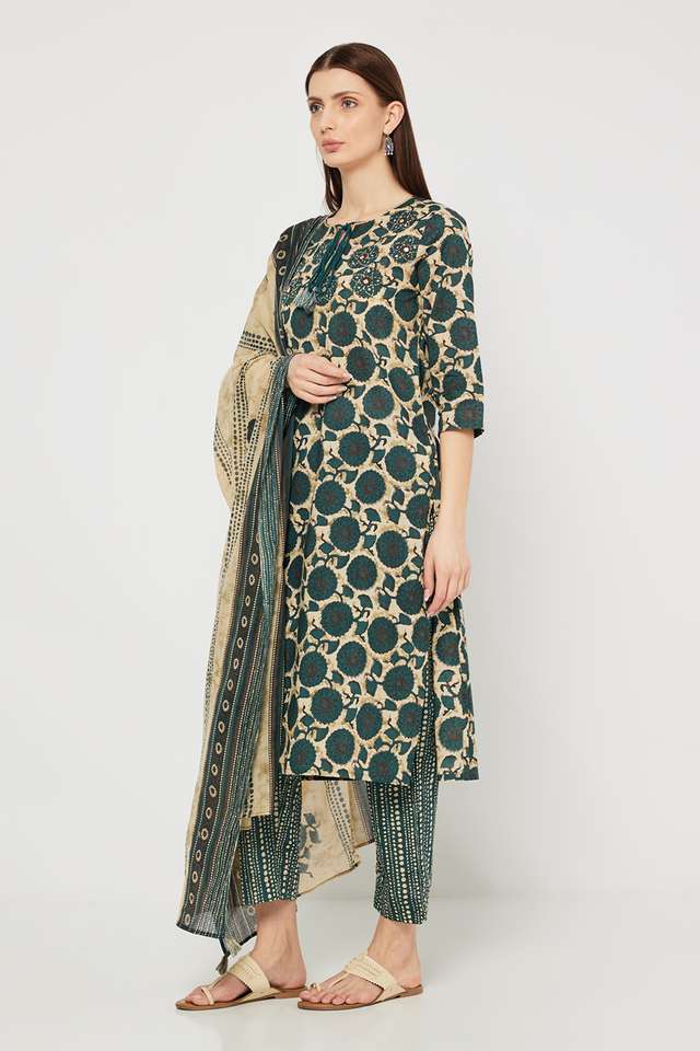 Embroidered-Blended-Fabric-Regular-Fit-Women-s-Kurta-Set