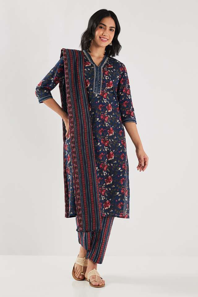 Embroidered-Blended-Fabric-Regular-Fit-Women-s-Kurta-Set