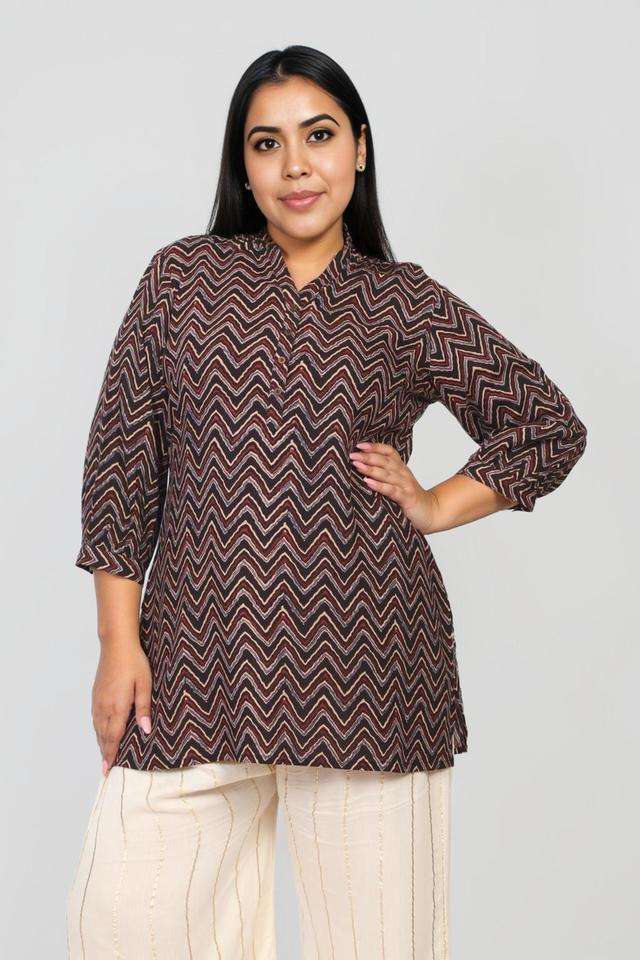 Printed-Rayon-Collared-Women-s-Tunic