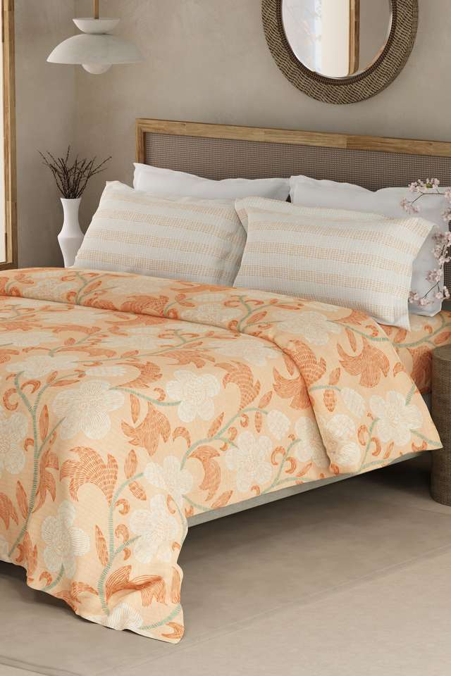 Valatia-100--Cotton-200-TC-Double-Bedsheet-with-2-Pillow-Covers---Orange-Floral