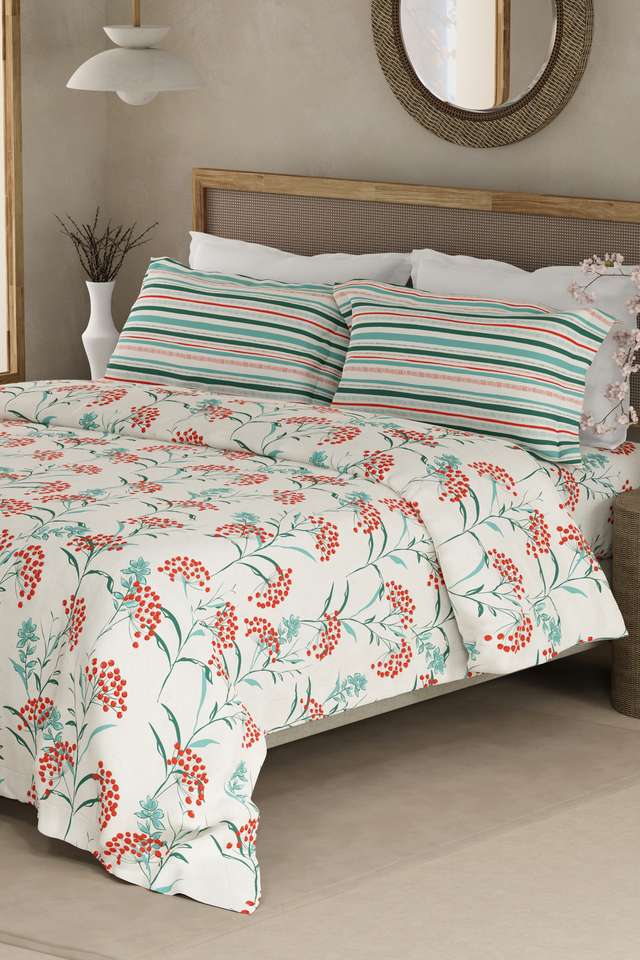 Valatia-100--Cotton-200-TC-Double-Bedsheet-with-2-Pillow-Covers---Red-&-Blue-Floral