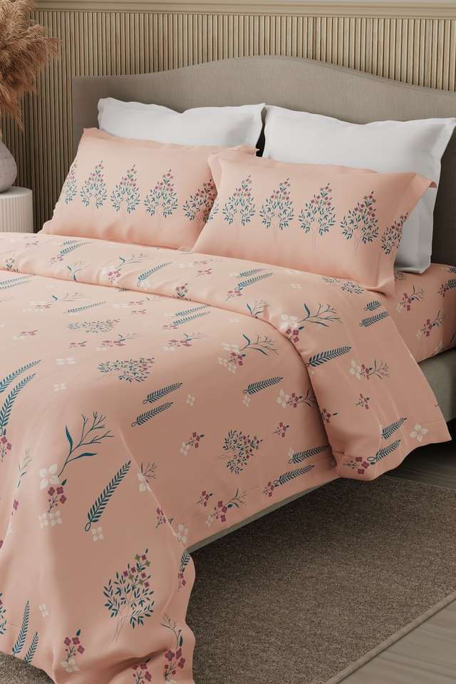 Valatia-100--Cotton-200-TC-Karigari-Printed-Double-Bedsheet-with-2-Pillow-Covers---Peach