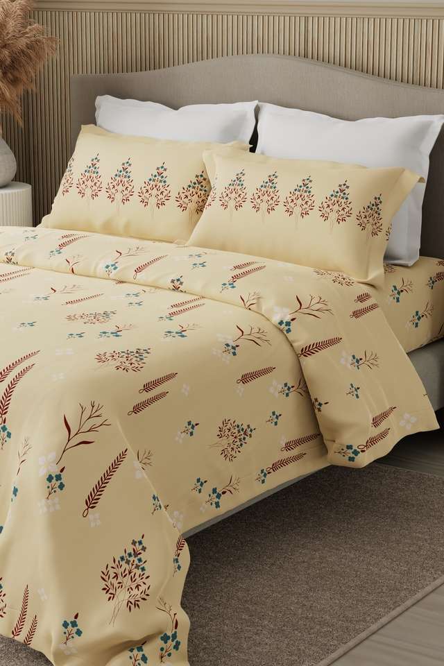 Valatia-100--Cotton-200-TC-Karigari-Printed-Double-Bedsheet-with-2-Pillow-Covers---Yellow