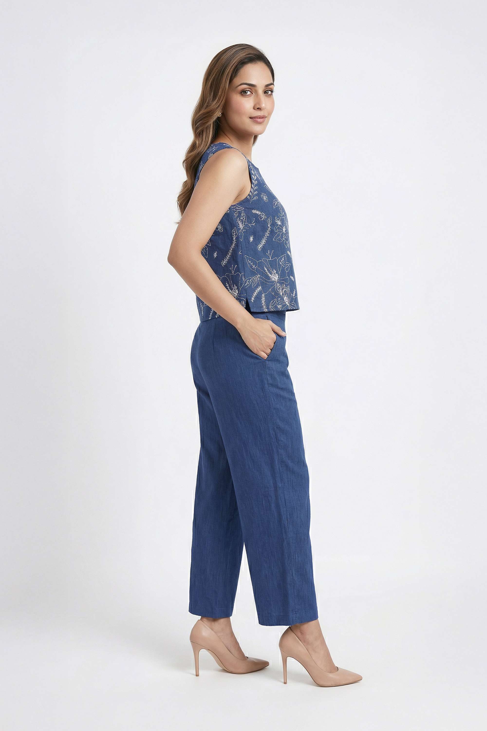 Solid-Round-Neck-Blended-Fabric-Women-s-Co-Ord-Set