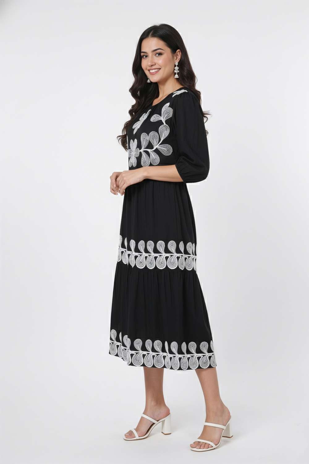 Embroidered-Round-Neck-Blended-Fabric-Women-Dress
