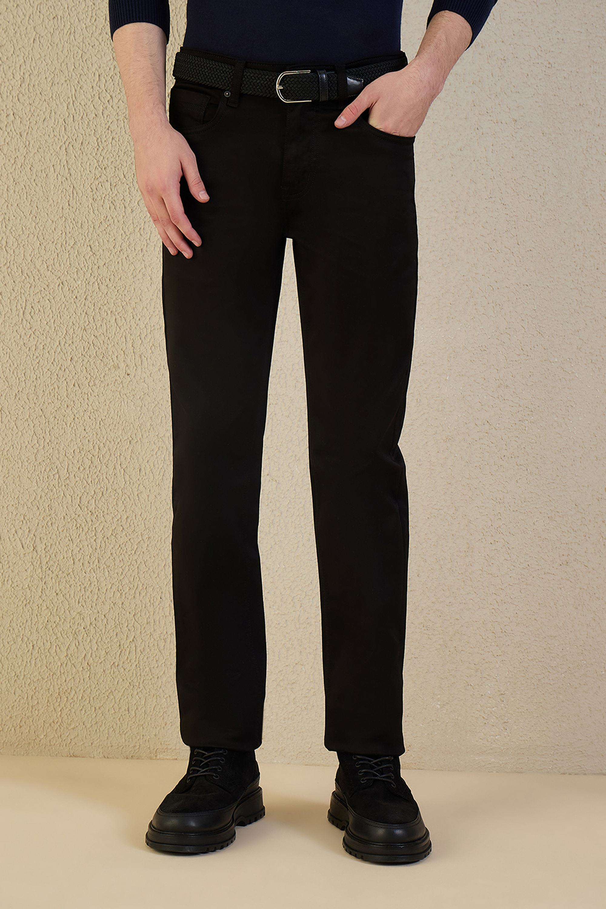 Solid-Cotton-Slim-Fit-Men-s-Jeans