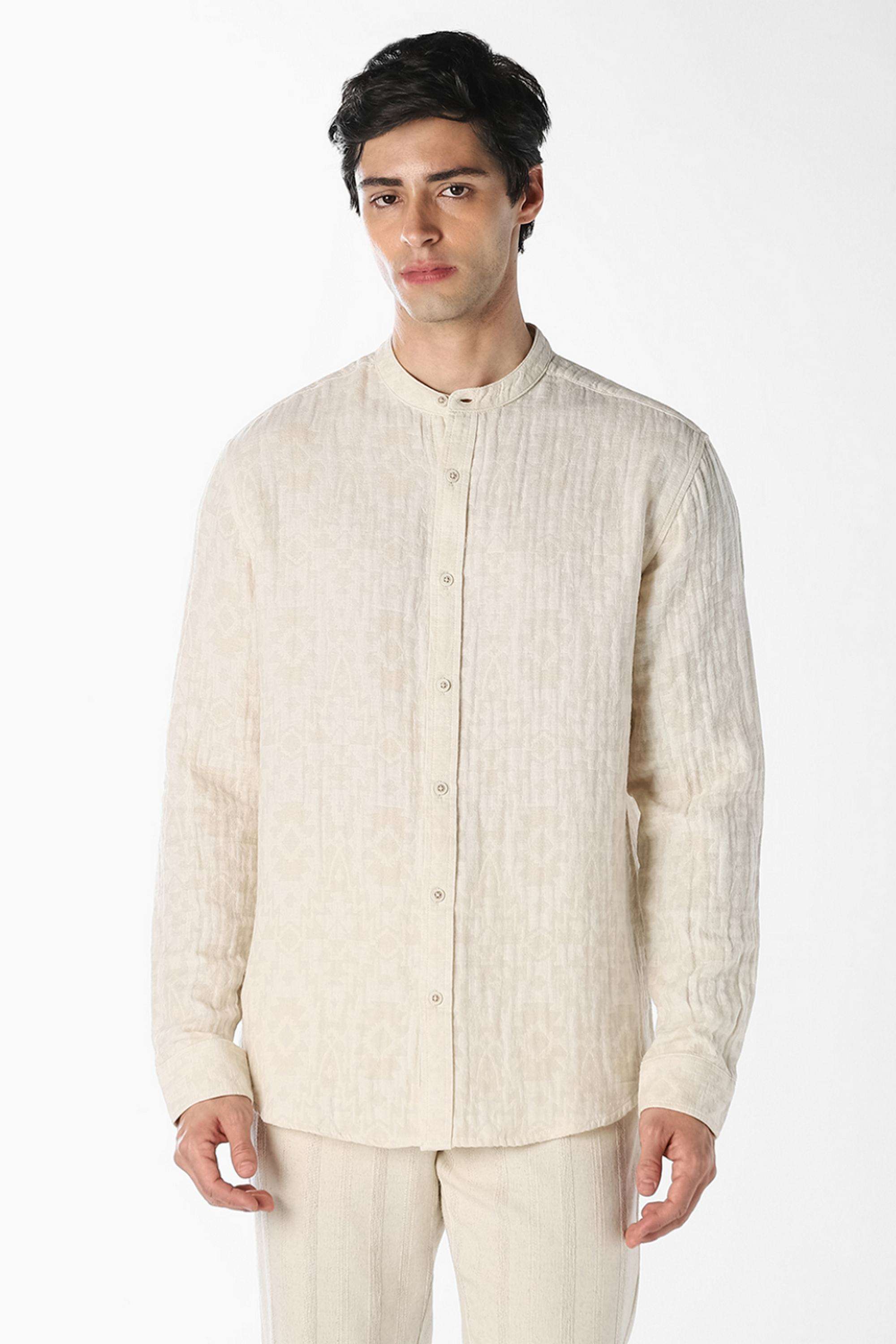 Solid-Cotton-Regular-Fit-Men-s-Casual-Shirt