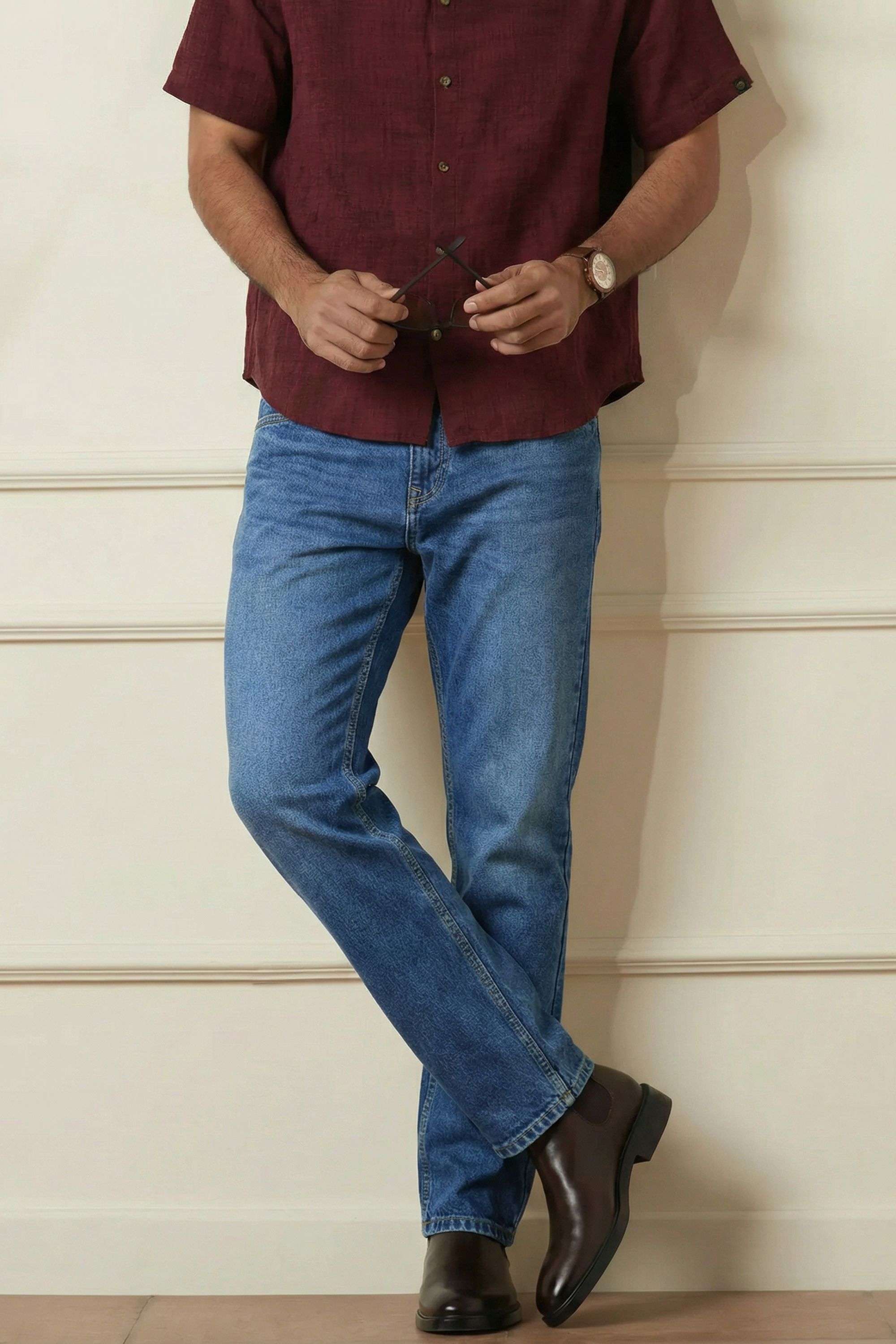 Light-Wash-Cotton-Straight-Fit-Men-Jeans