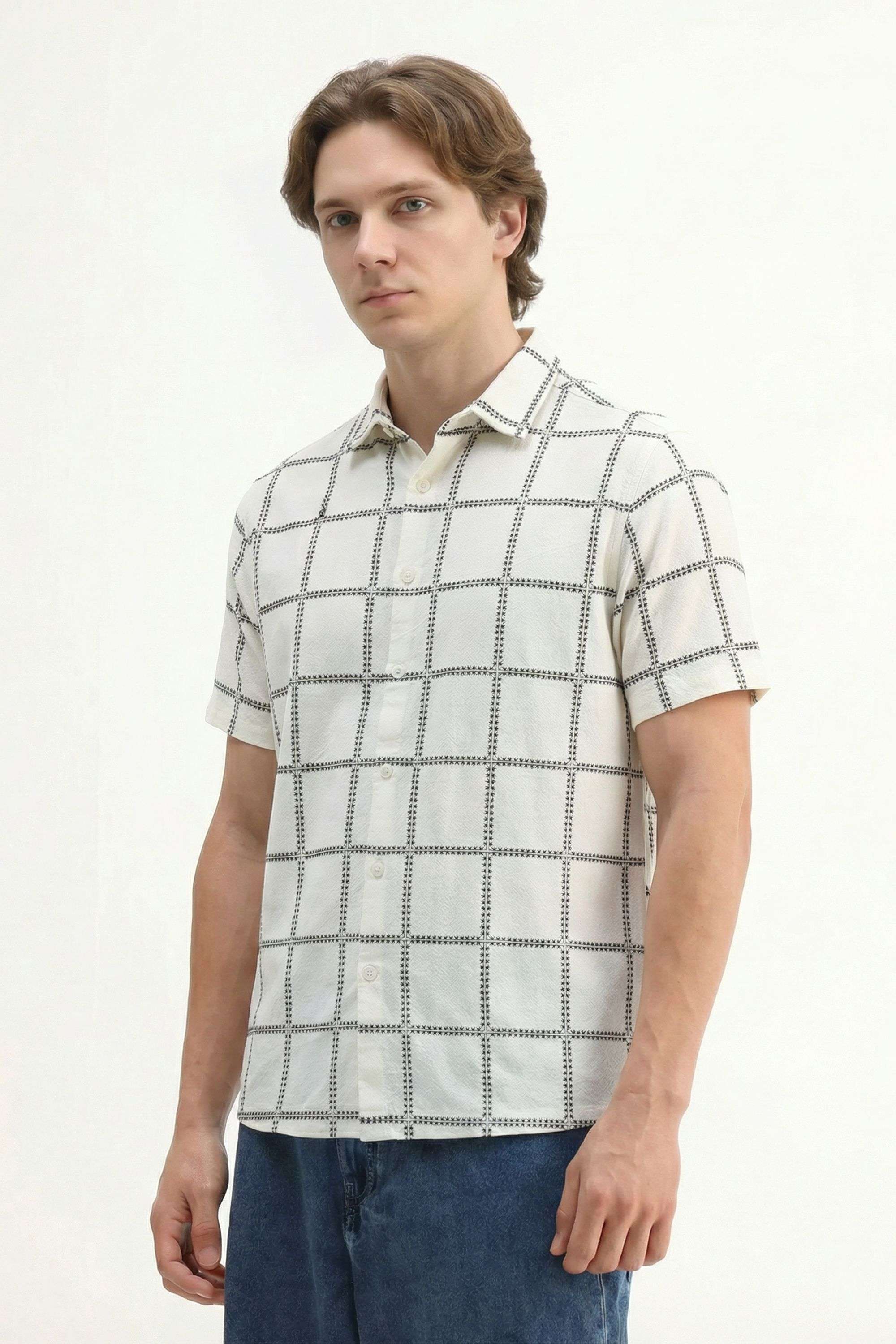 Checks-Cotton-Relaxed-Fit-Men-Casual-Wear-Shirt