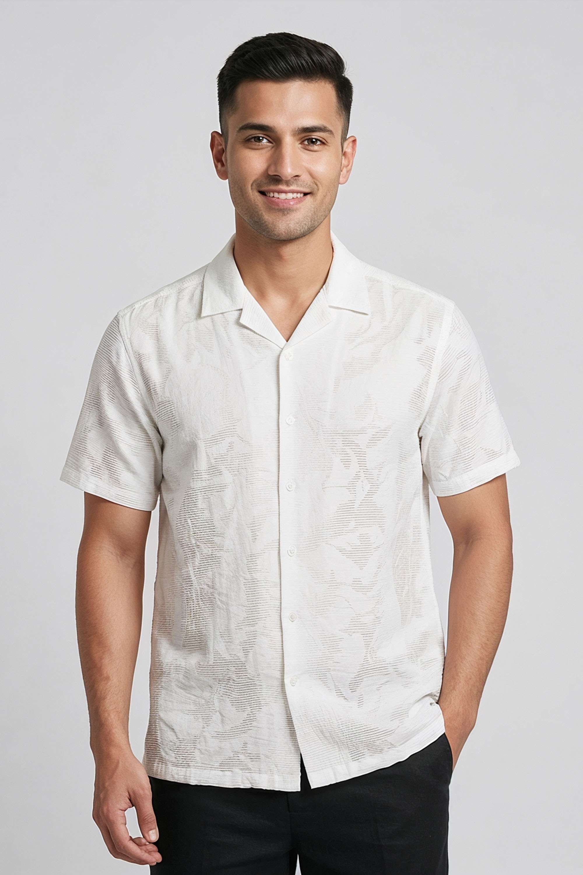 Textured-Cotton-Blend-Regular-Fit-Men-Casual-Wear-Shirt
