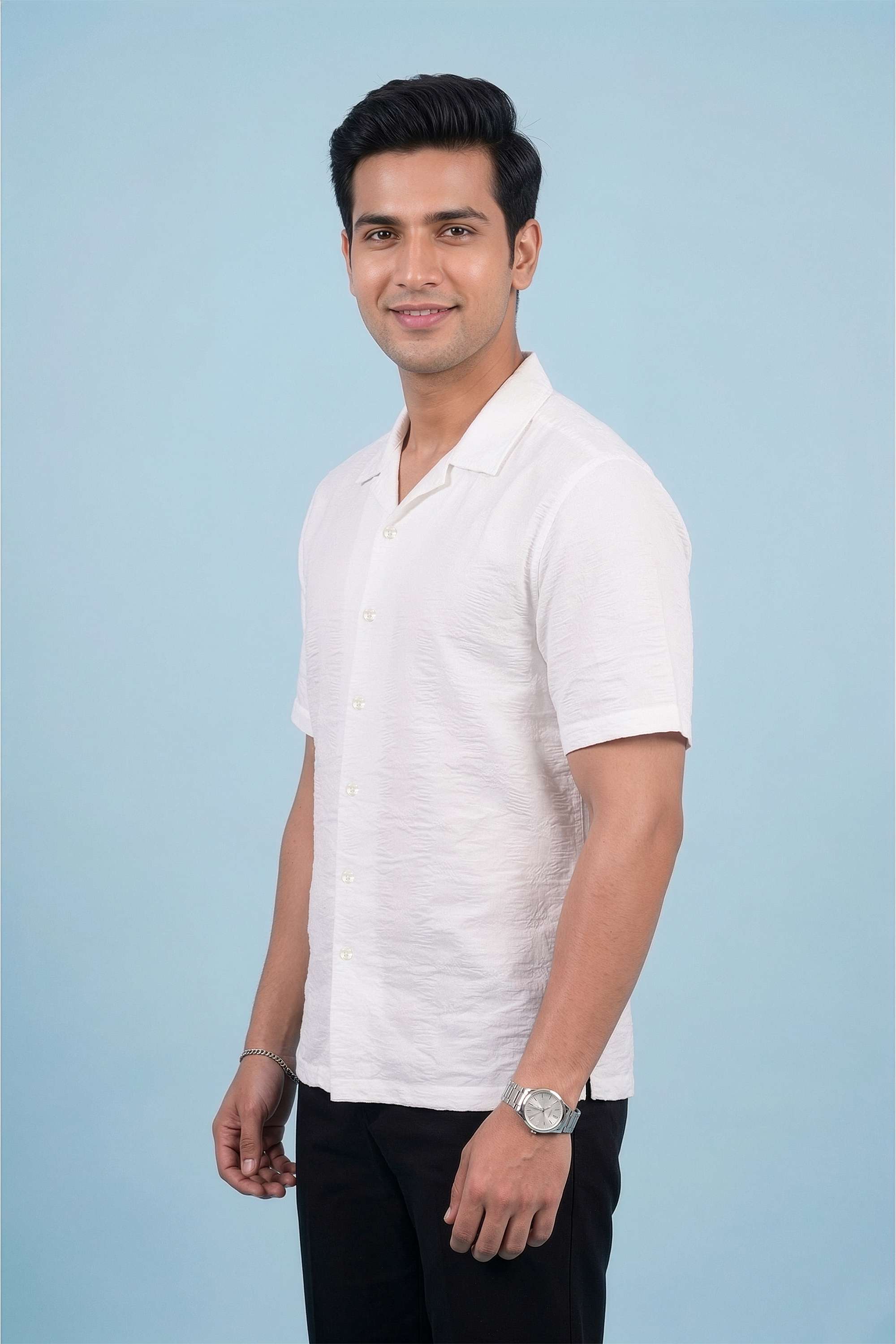 Textured-Cotton-Blend-Regular-Fit-Men-Casual-Wear-Shirt