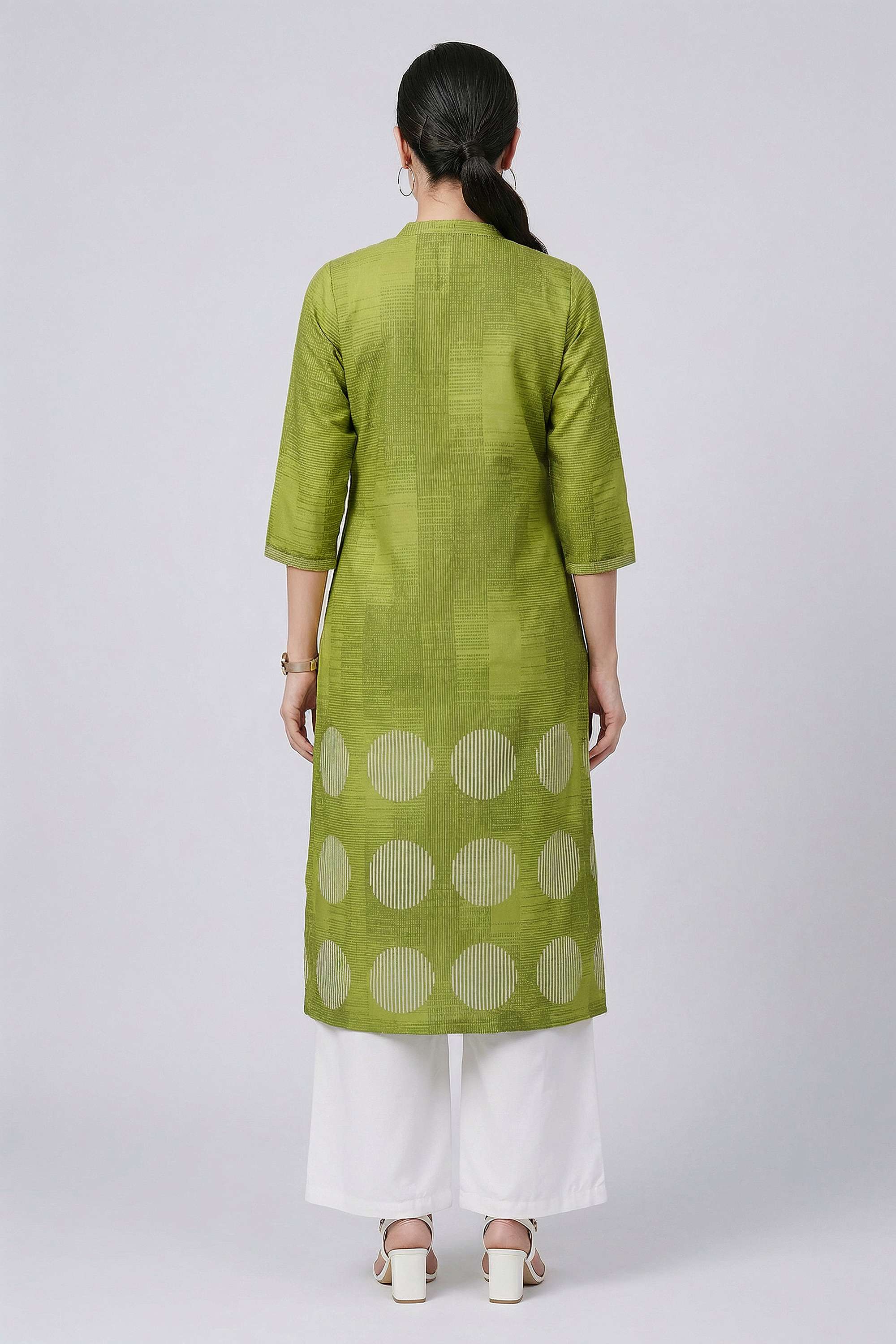 Printed-Blended-Fabric-Collared-Women-s-Casual-Wear-Kurta