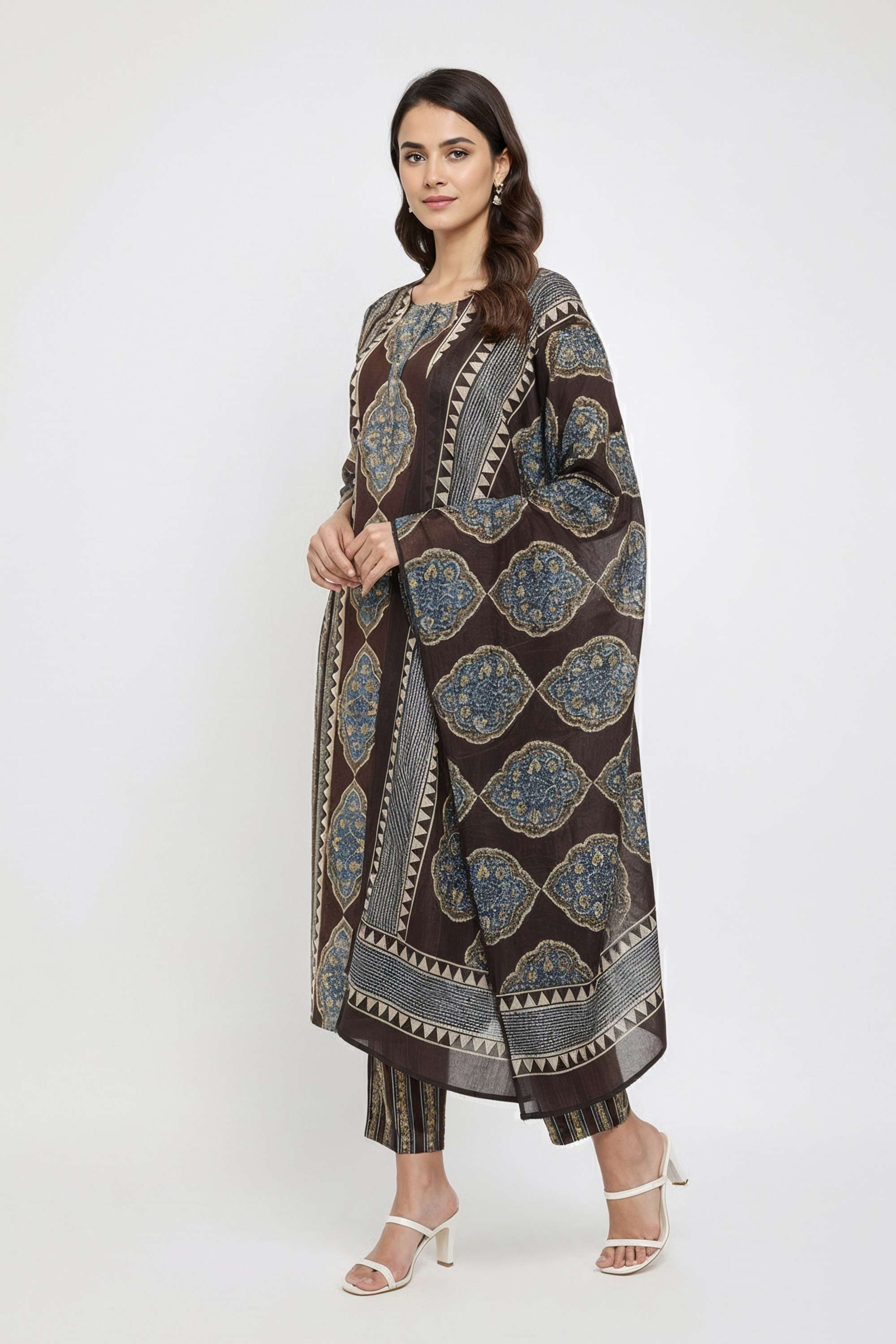 Printed-Blended-Fabric-Henley-Women-s-Casual-Wear-Kurta-Set