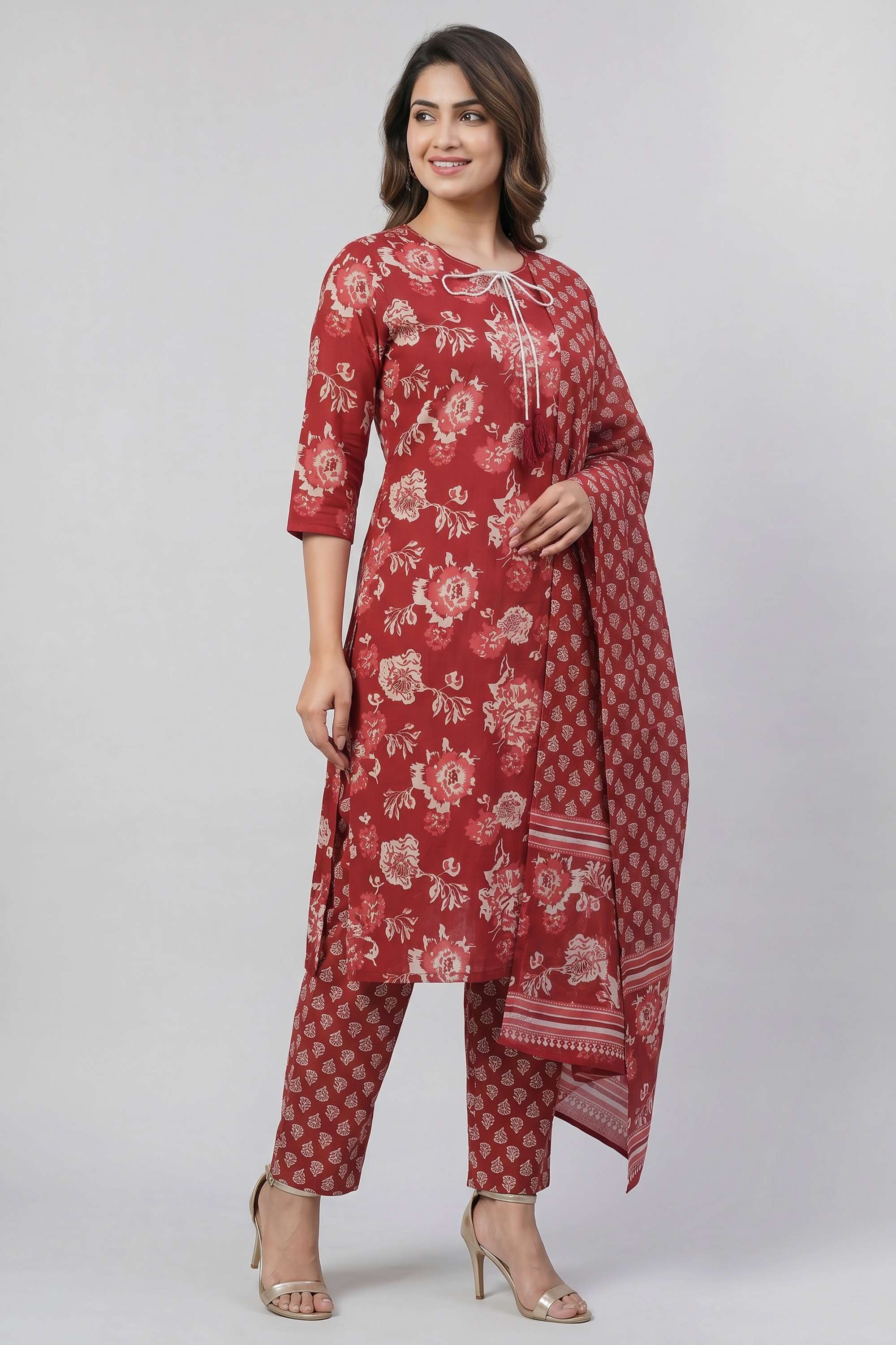 Printed-Blended-Fabric-Round-Neck-Women-s-Casual-Wear-Kurta-Set