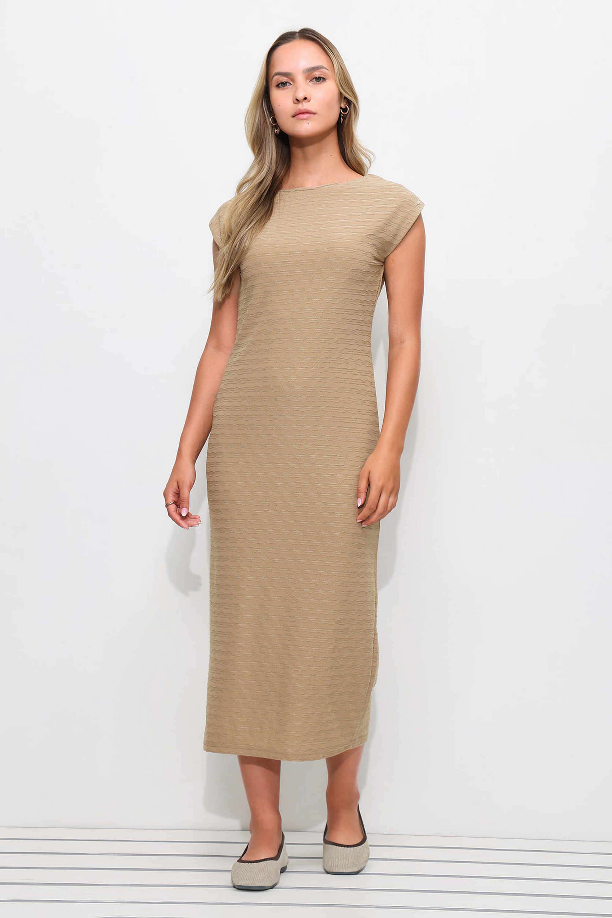 Solid-Polyester-Round-Neck-Women-s-Maxi-Dress