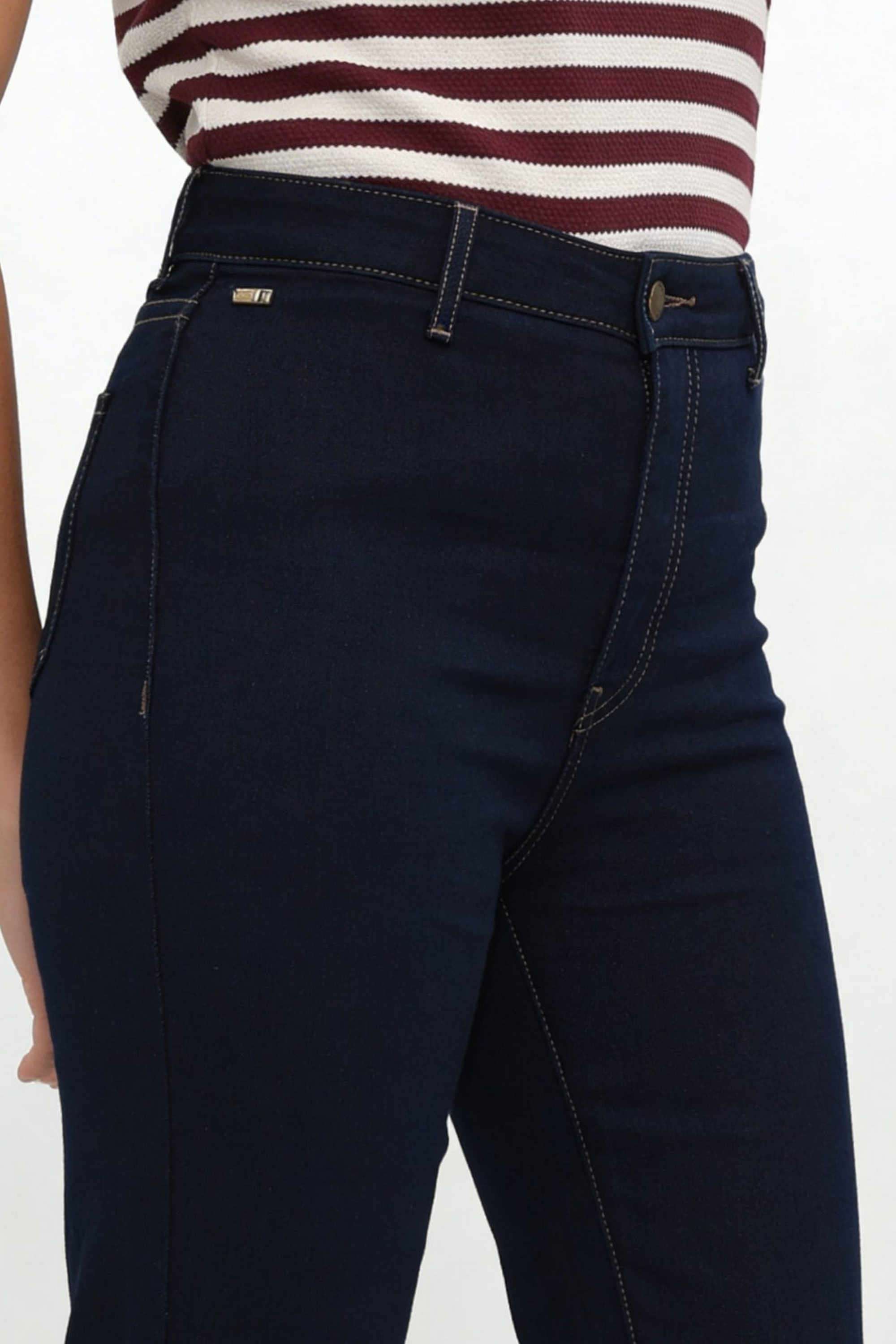 Solid-Cotton-Bootcut-Fit-Women-s-Jeans