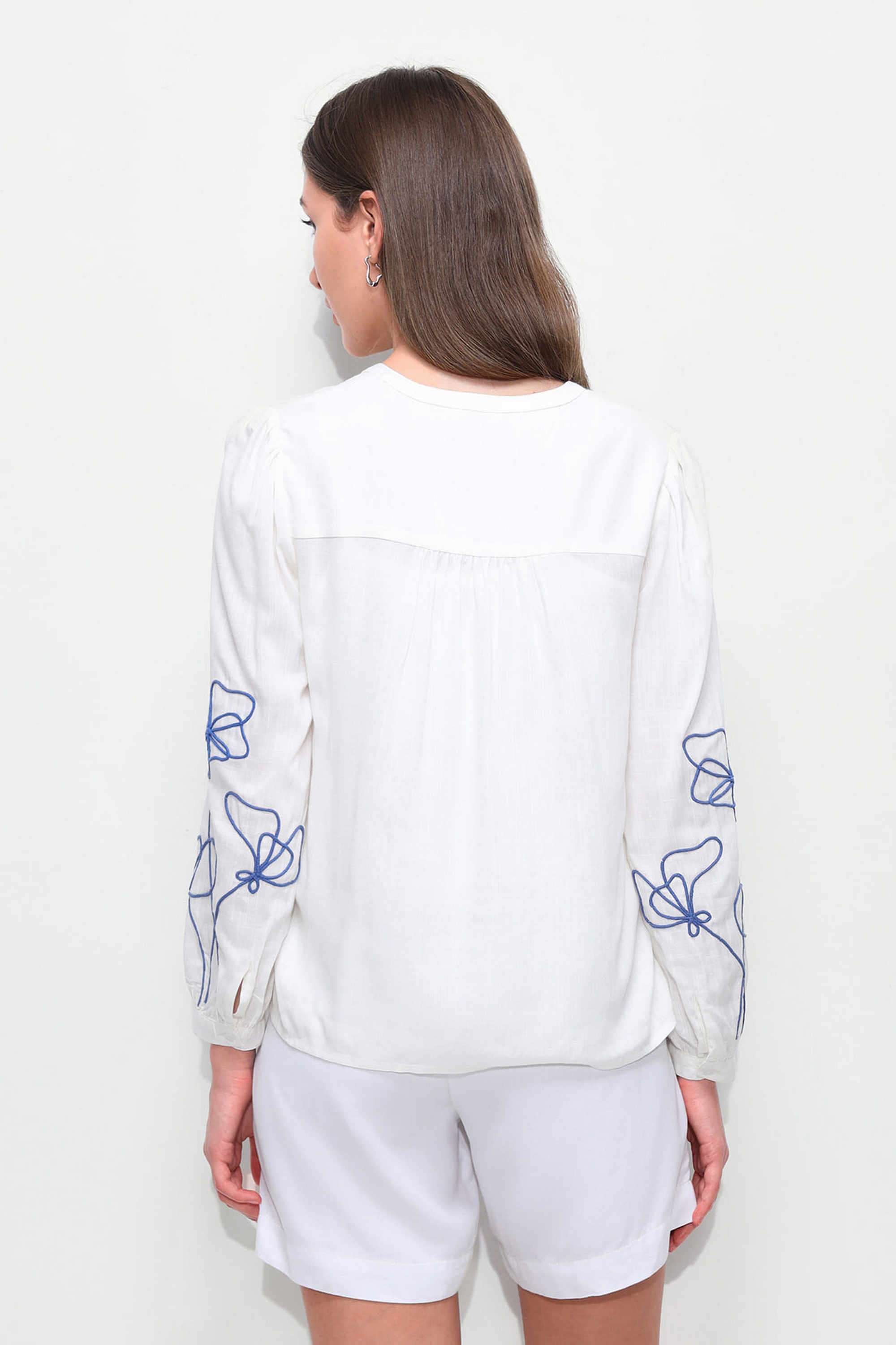 Textured-Viscose-Collared-Women-s-Top