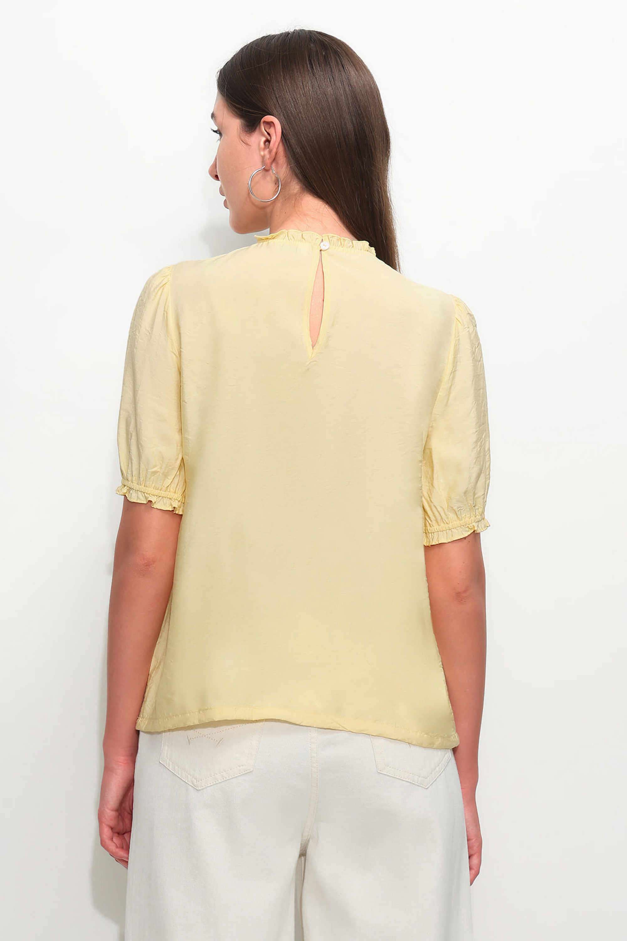 Textured-Viscose-Round-Neck-Women-s-Top