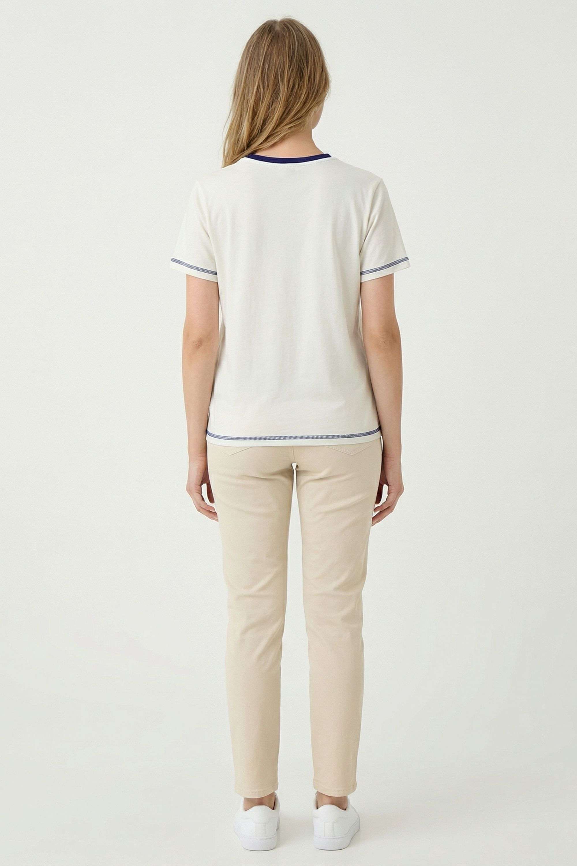 Graphic-Print-Blended-Fabric-Round-Neck-Women-s-T-Shirt