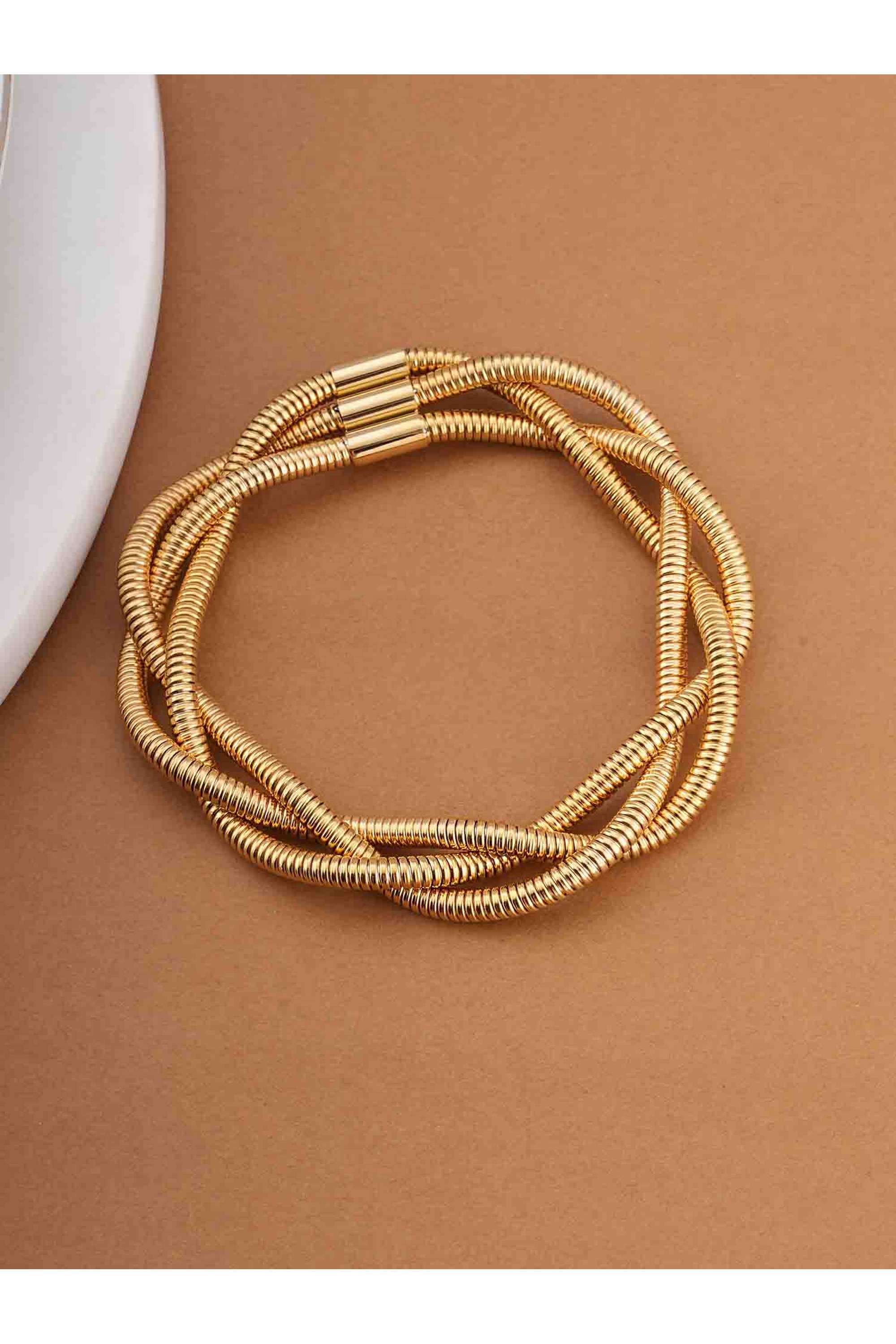 Tri-Spiral-Wire-Bracelet-for-Womens---Waterproof-&-Anti-Tarnish