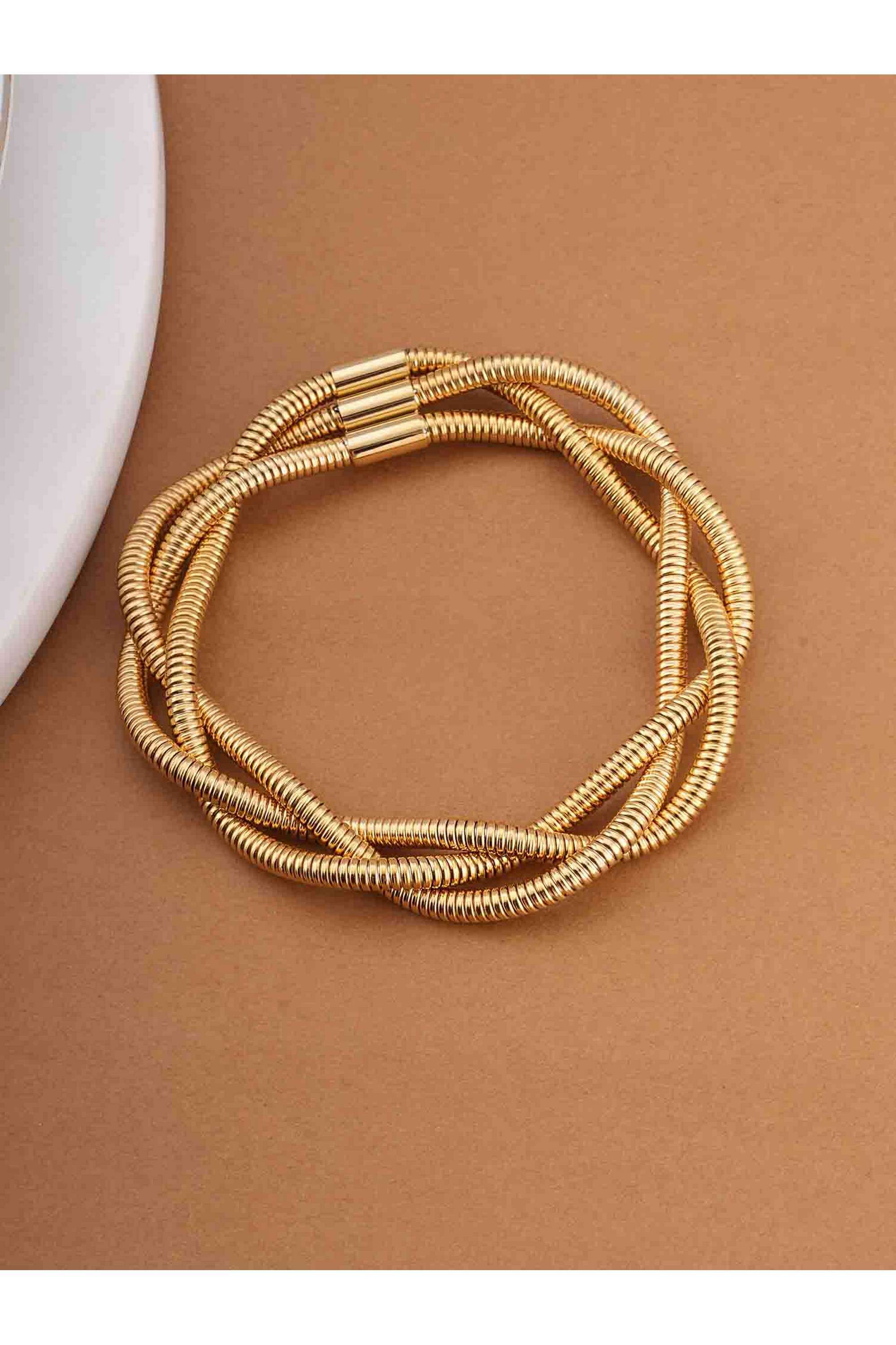 Tri-Spiral-Wire-Bracelet-for-Womens---Waterproof-&-Anti-Tarnish
