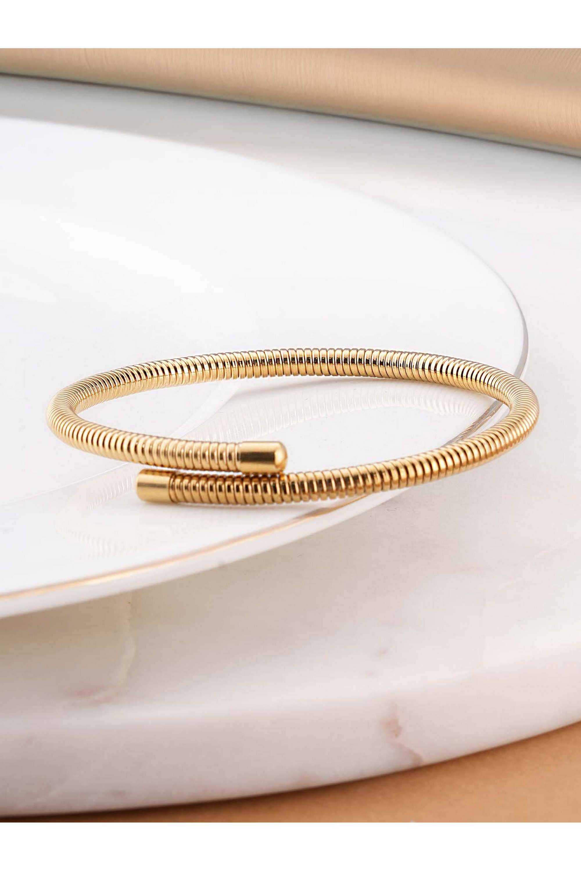 Stackable-Wraparound-Gold-Bracelet-for-Womens---Waterproof-&-Anti-Tarnish