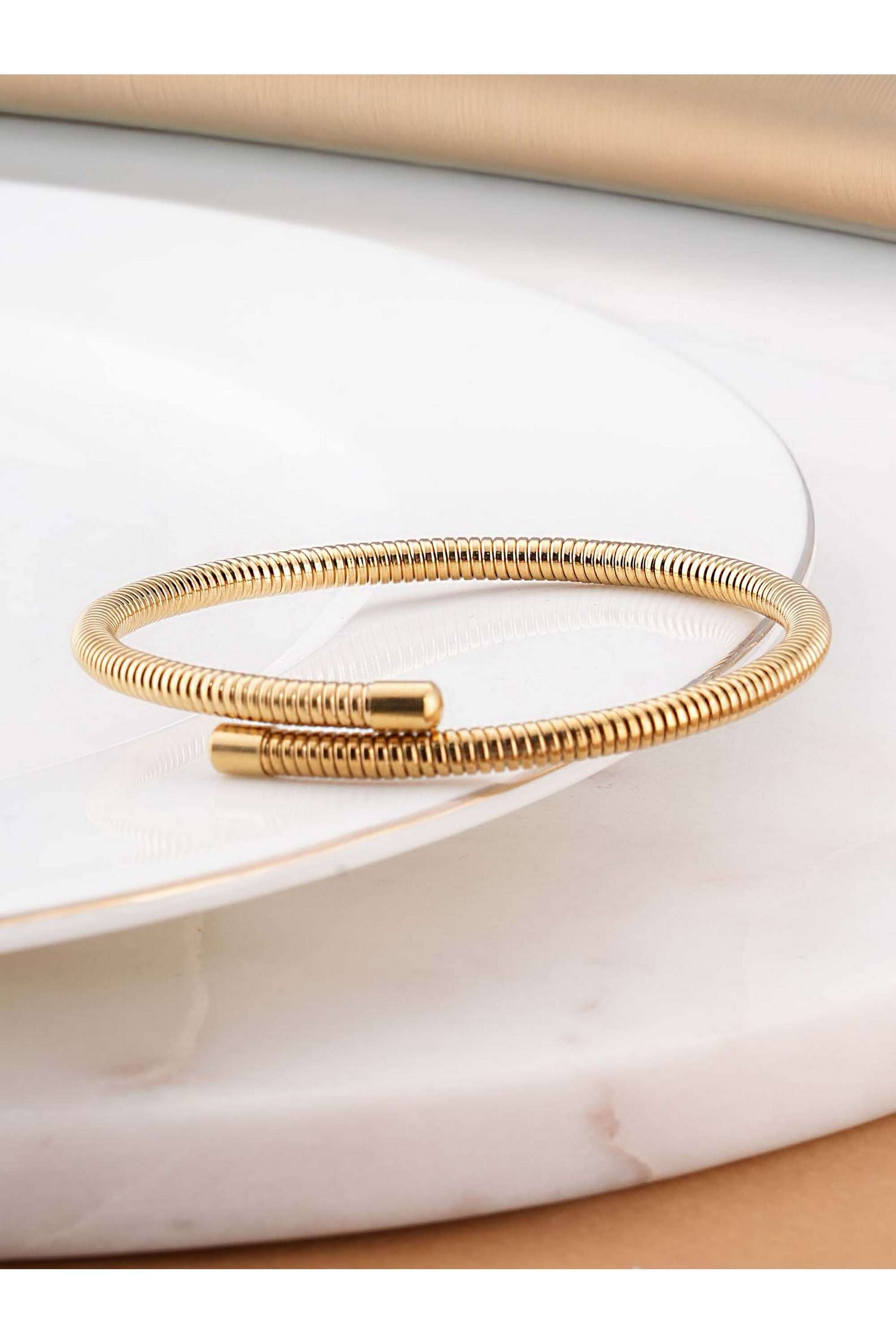 Stackable-Wraparound-Gold-Bracelet-for-Womens---Waterproof-&-Anti-Tarnish