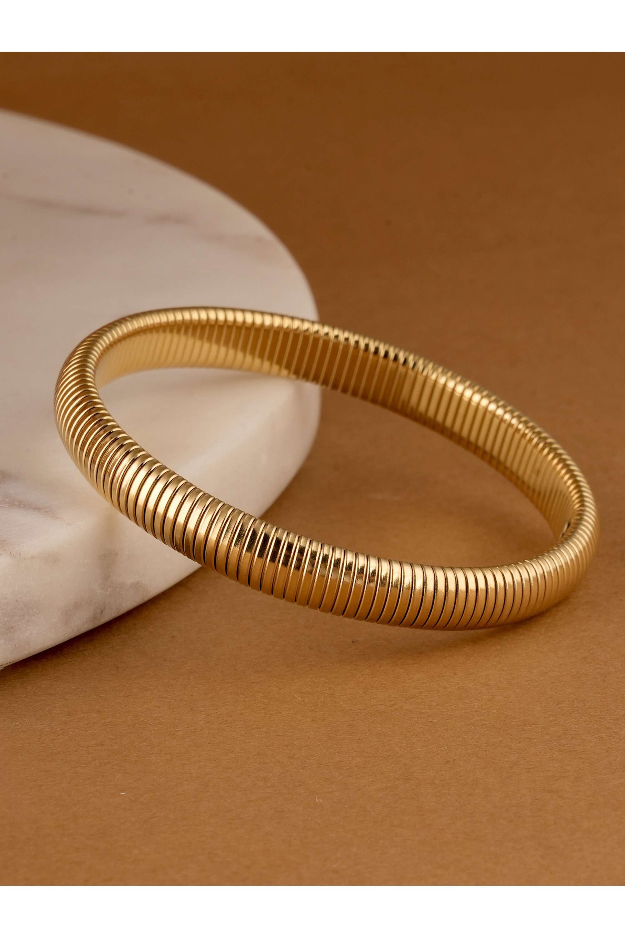 Golden-Rill-Bracelet-for-Womens---Waterproof-&-Anti-Tarnish